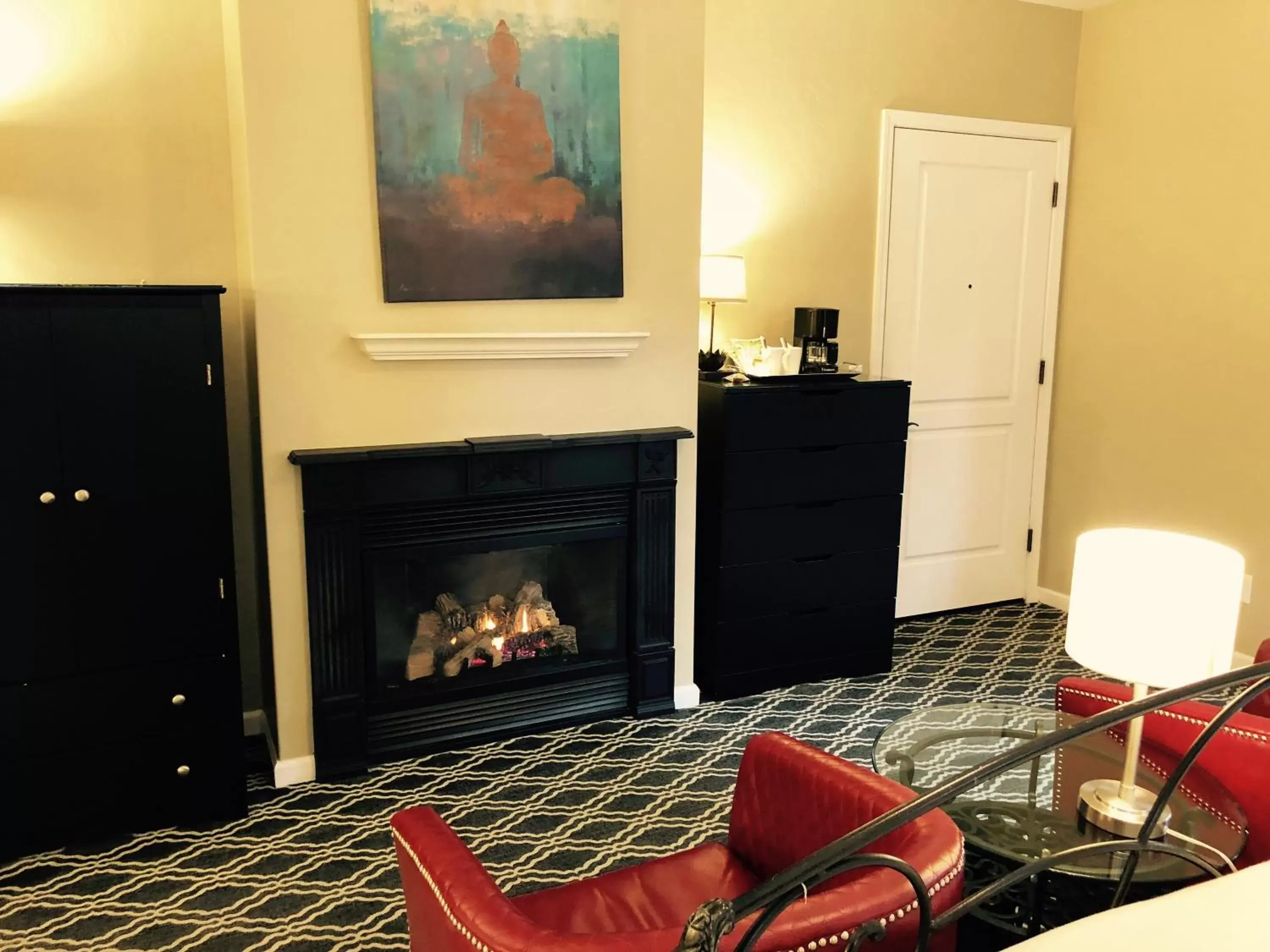 Deluxe King Room in The Inn on First Deluxe King Room in The Inn on First