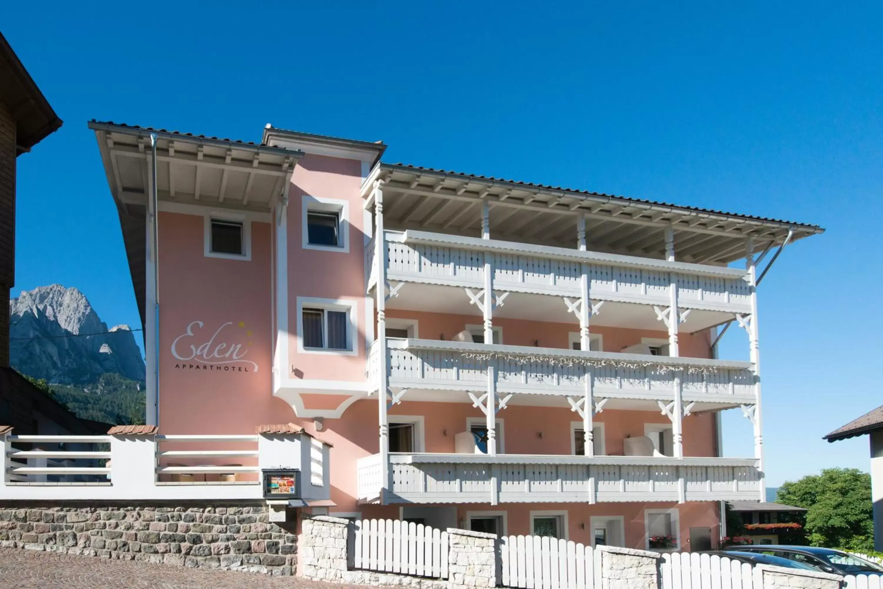 Eden Apartments Eden Apartments