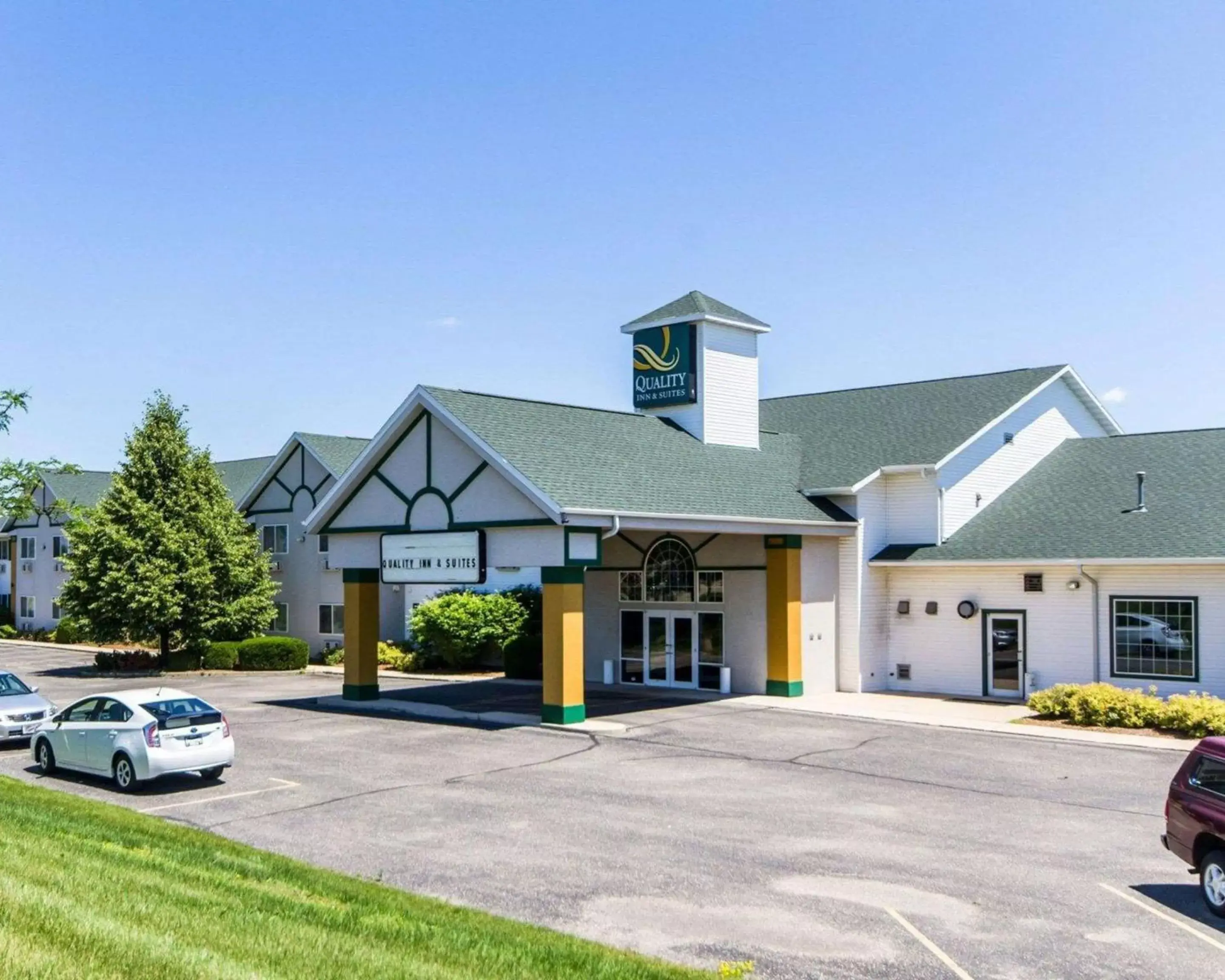 Quality Inn & Suites Stoughton - Madison South Quality Inn & Suites Stoughton - Madison South