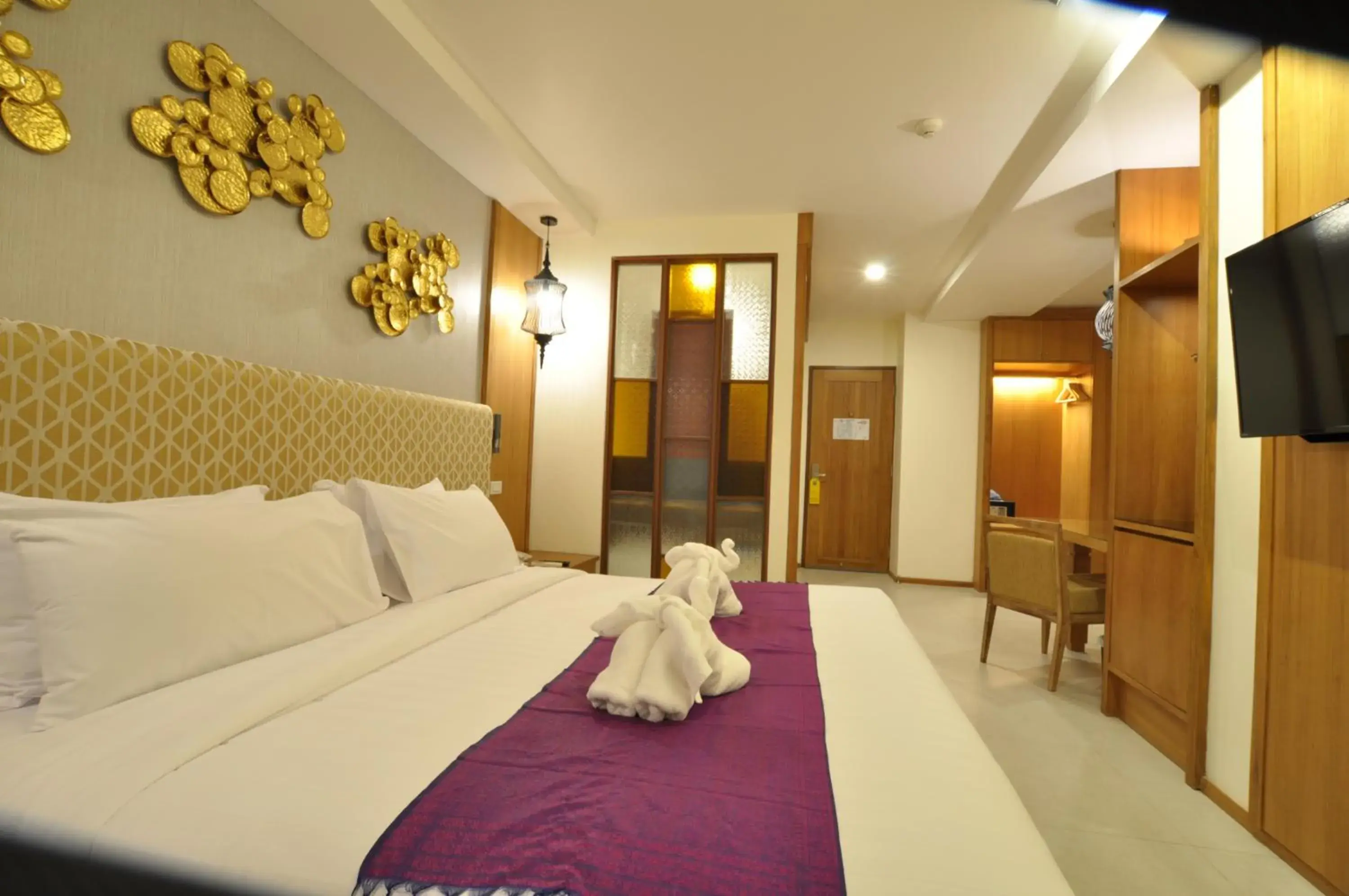 Double Room in The Signature Hotel @ Thapae Double Room in The Signature Hotel @ Thapae