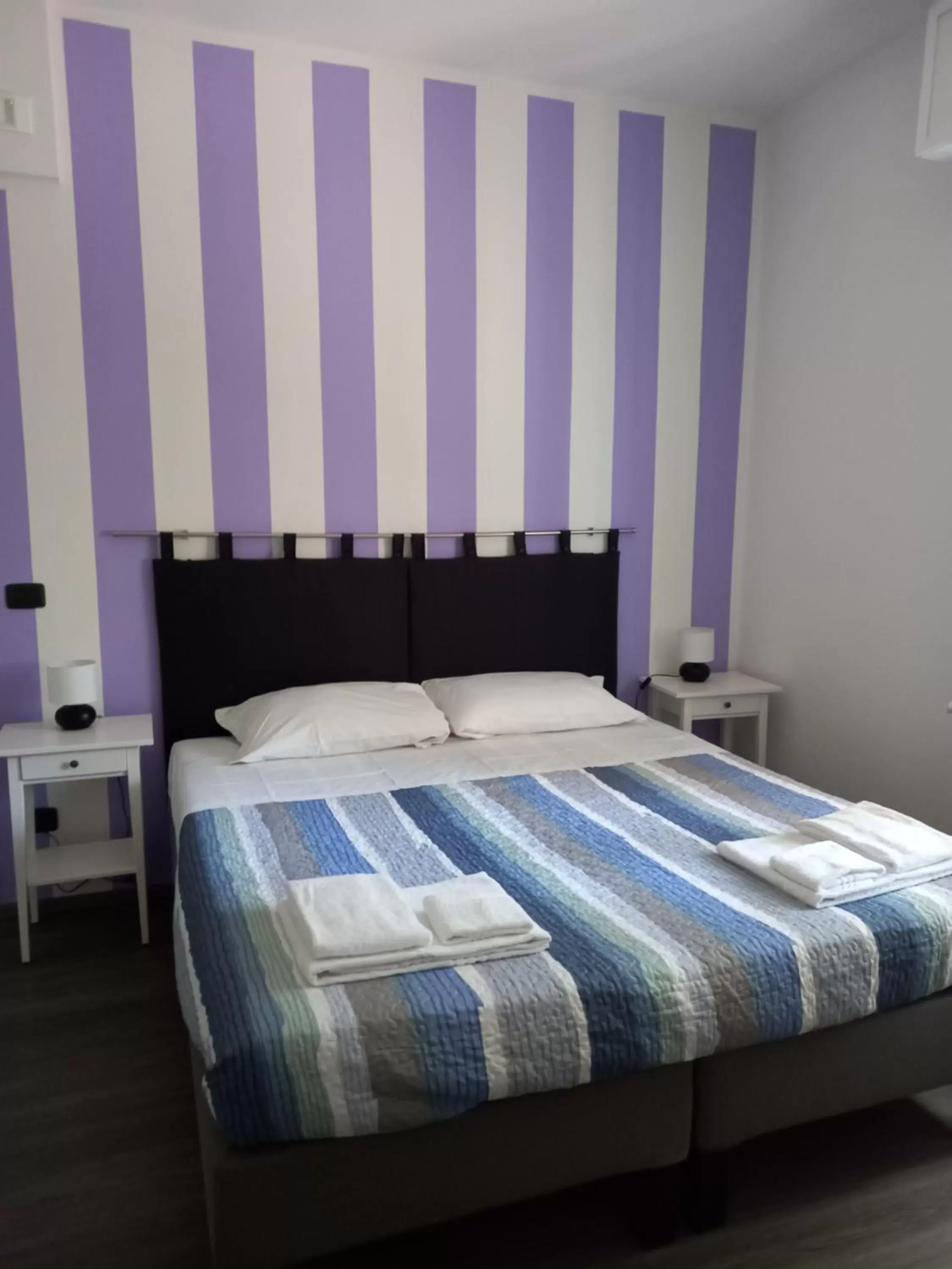 Double or Twin Room with Garden View in B&B KM 198 - Room&Breakfast Double or Twin Room with Garden View in B&B KM 198 - Room&Breakfast