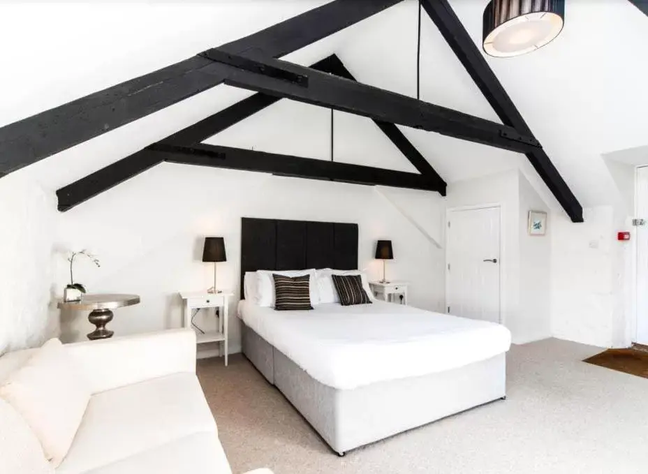 Superior Double Room in Cape Cornwall Club Superior Double Room in Cape Cornwall Club