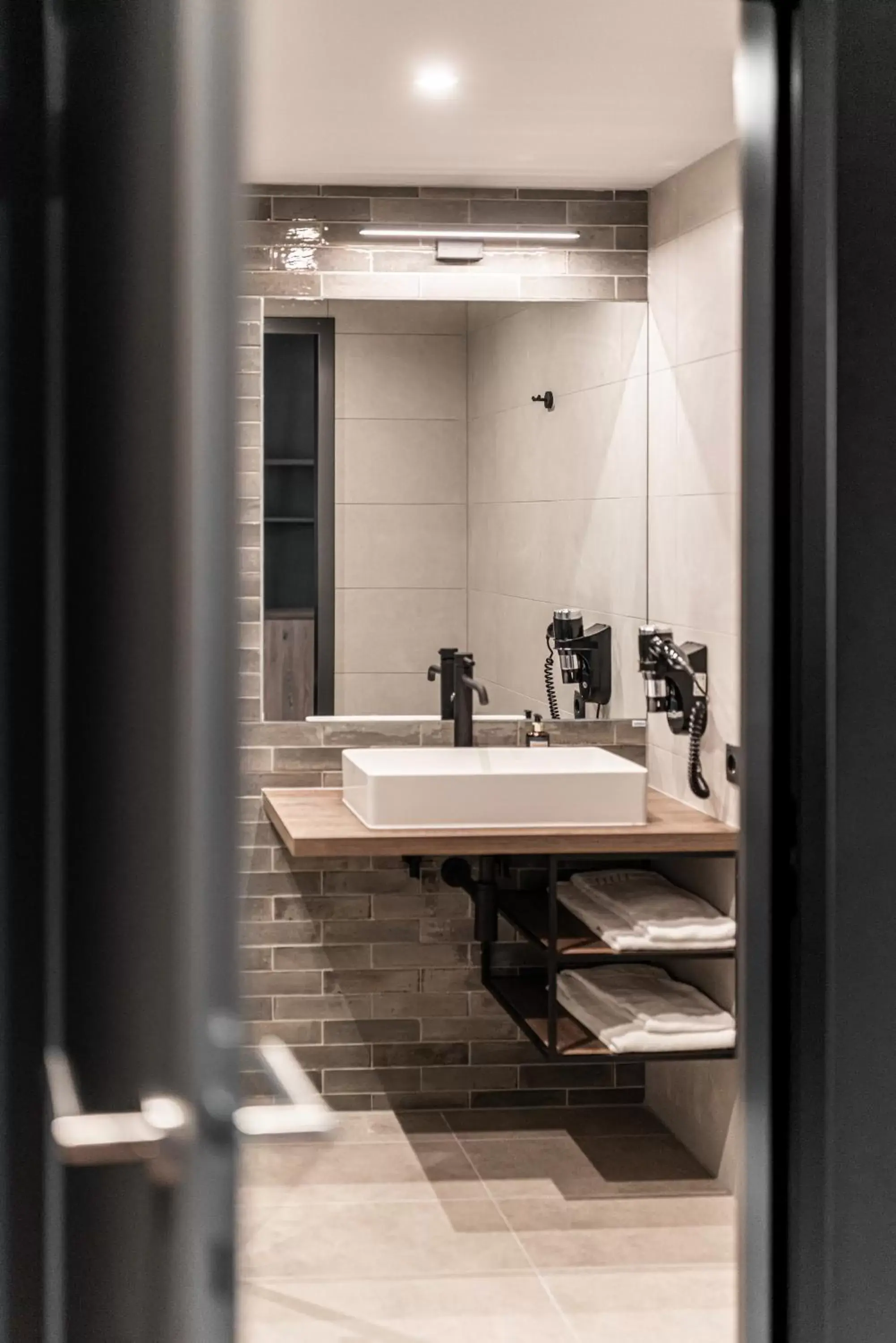 Studio Apartment in FreshSuites & Bar Studio Apartment in FreshSuites & Bar