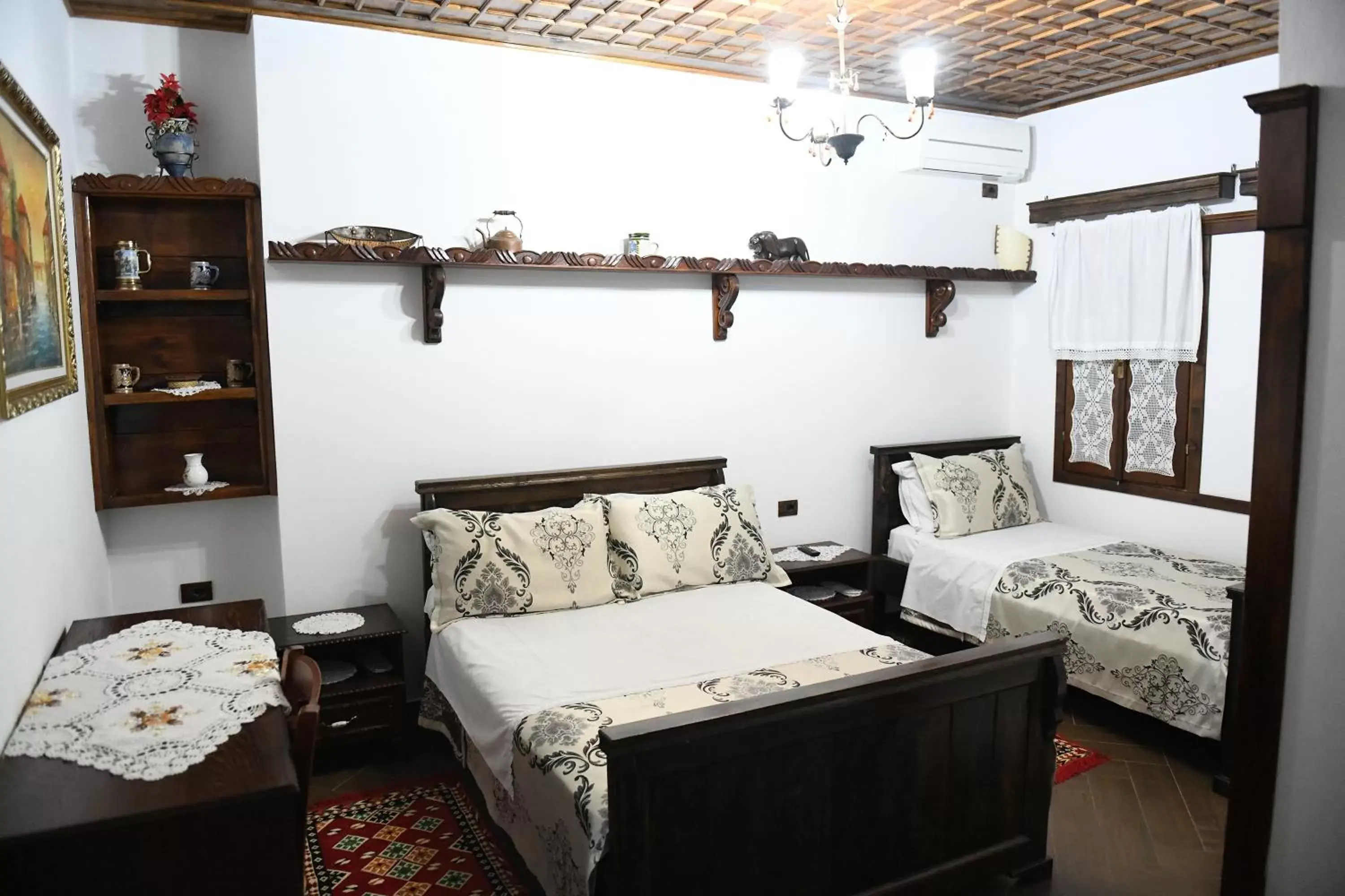 Deluxe Triple Room in Hotel Kaceli Deluxe Triple Room in Hotel Kaceli