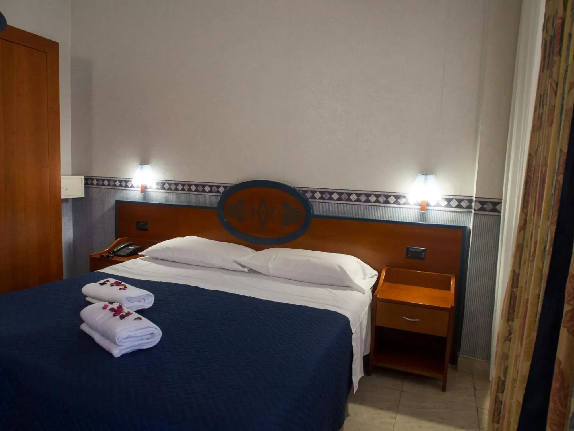 Double Room in Hotel Kroma Double Room in Hotel Kroma