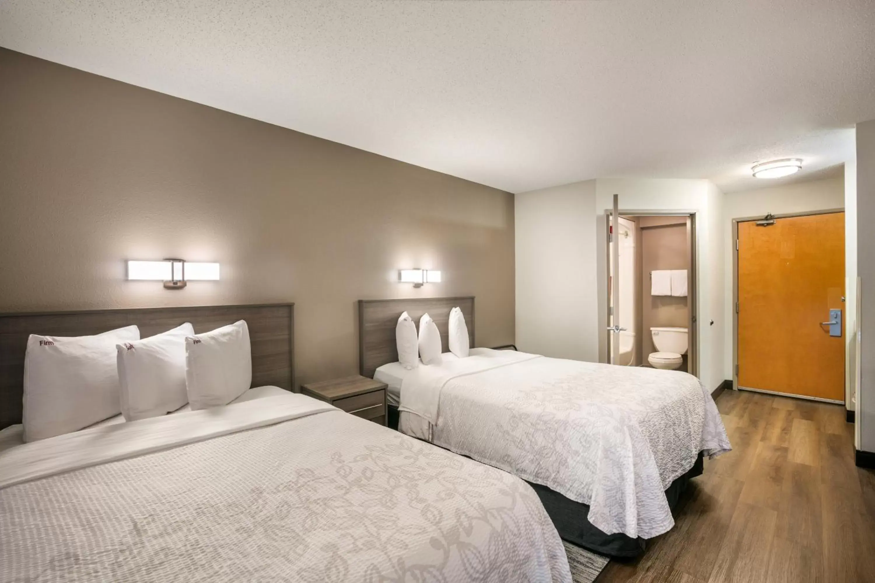 Deluxe Room with Two Double Beds Disability Access Roll-In Shower Smoke Free in Red Roof Inn PLUS+ Boston - Logan Deluxe Room with Two Double Beds Disability Access Roll-In Shower Smoke Free in Red Roof Inn PLUS+ Boston - Logan