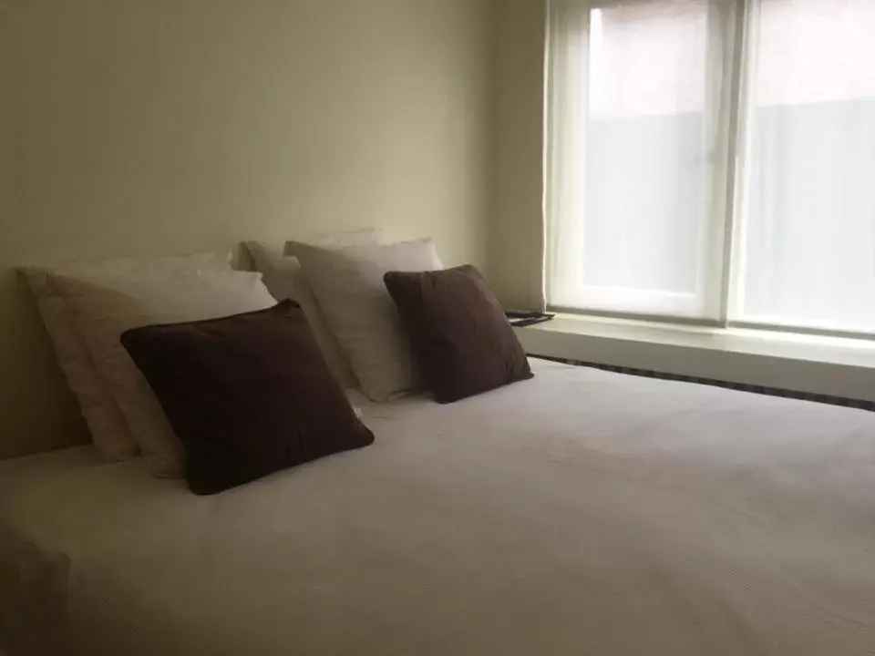 Small Double Room in B&B Bloemenweelde Small Double Room in B&B Bloemenweelde