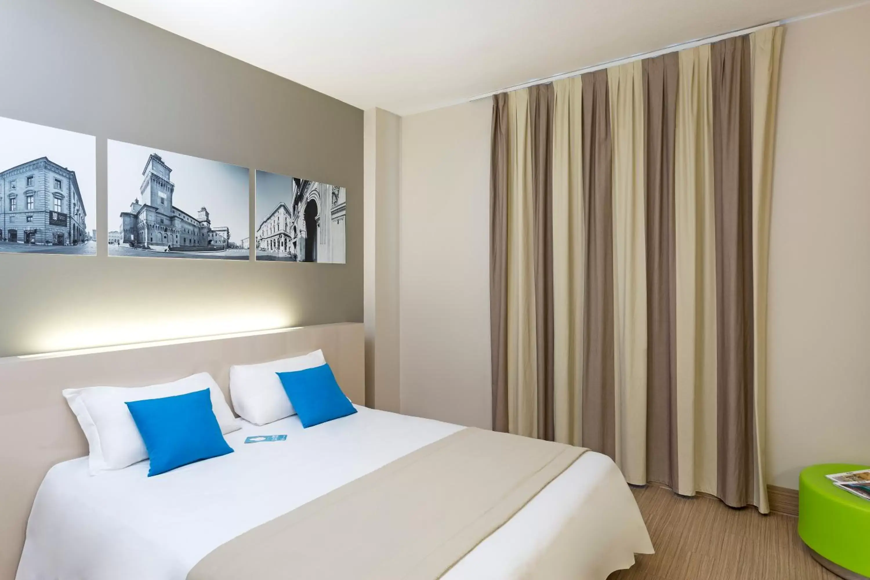 Double Room in B&B Hotel Ferrara Double Room in B&B Hotel Ferrara