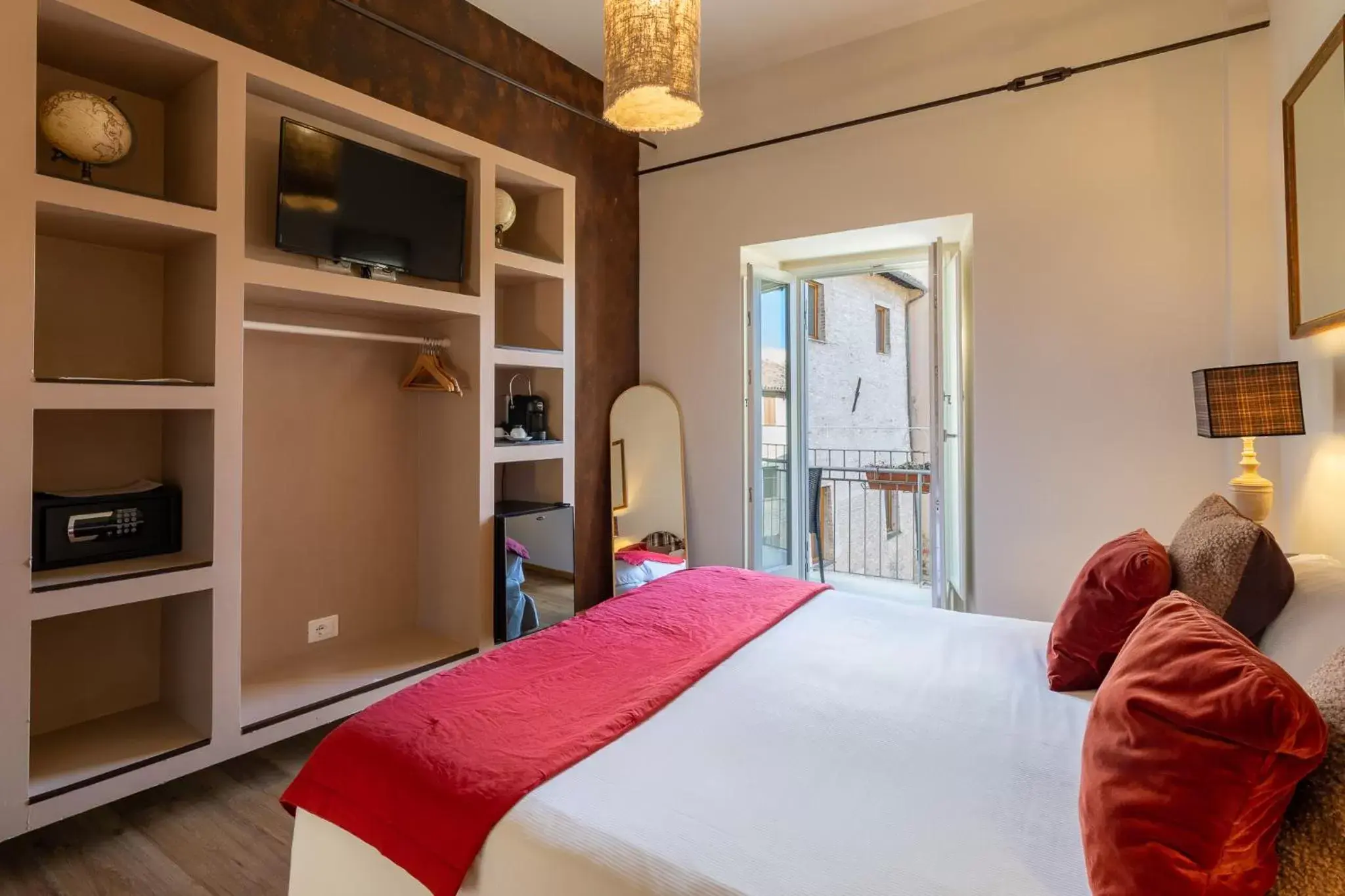 Superior Double Room - single occupancy in Aurora Boutique Hotel & Private SPA Superior Double Room - single occupancy in Aurora Boutique Hotel & Private SPA