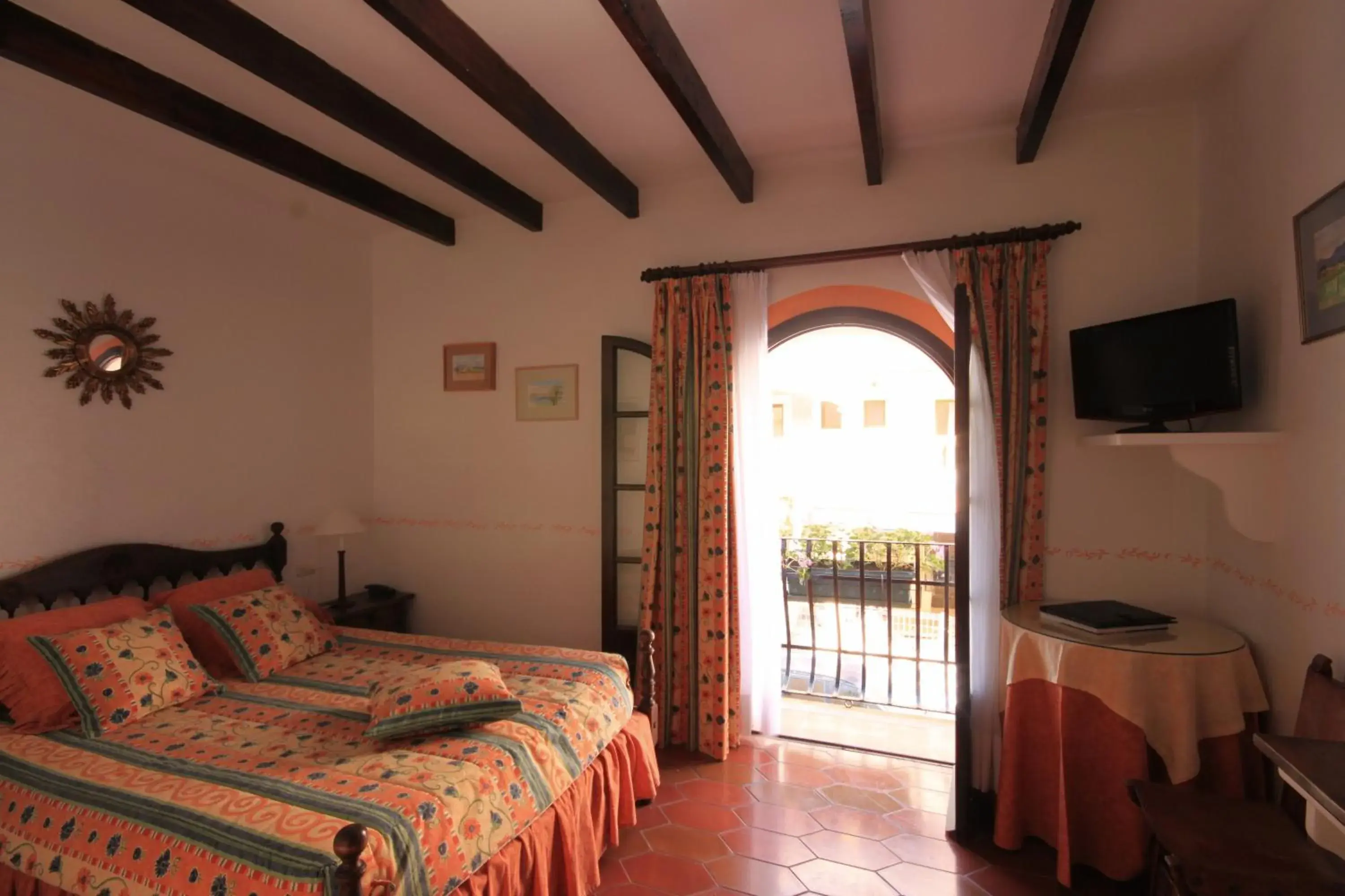 Economy Double or Twin Room in Petit Hotel Ses Rotges - Only Adults Economy Double or Twin Room in Petit Hotel Ses Rotges - Only Adults