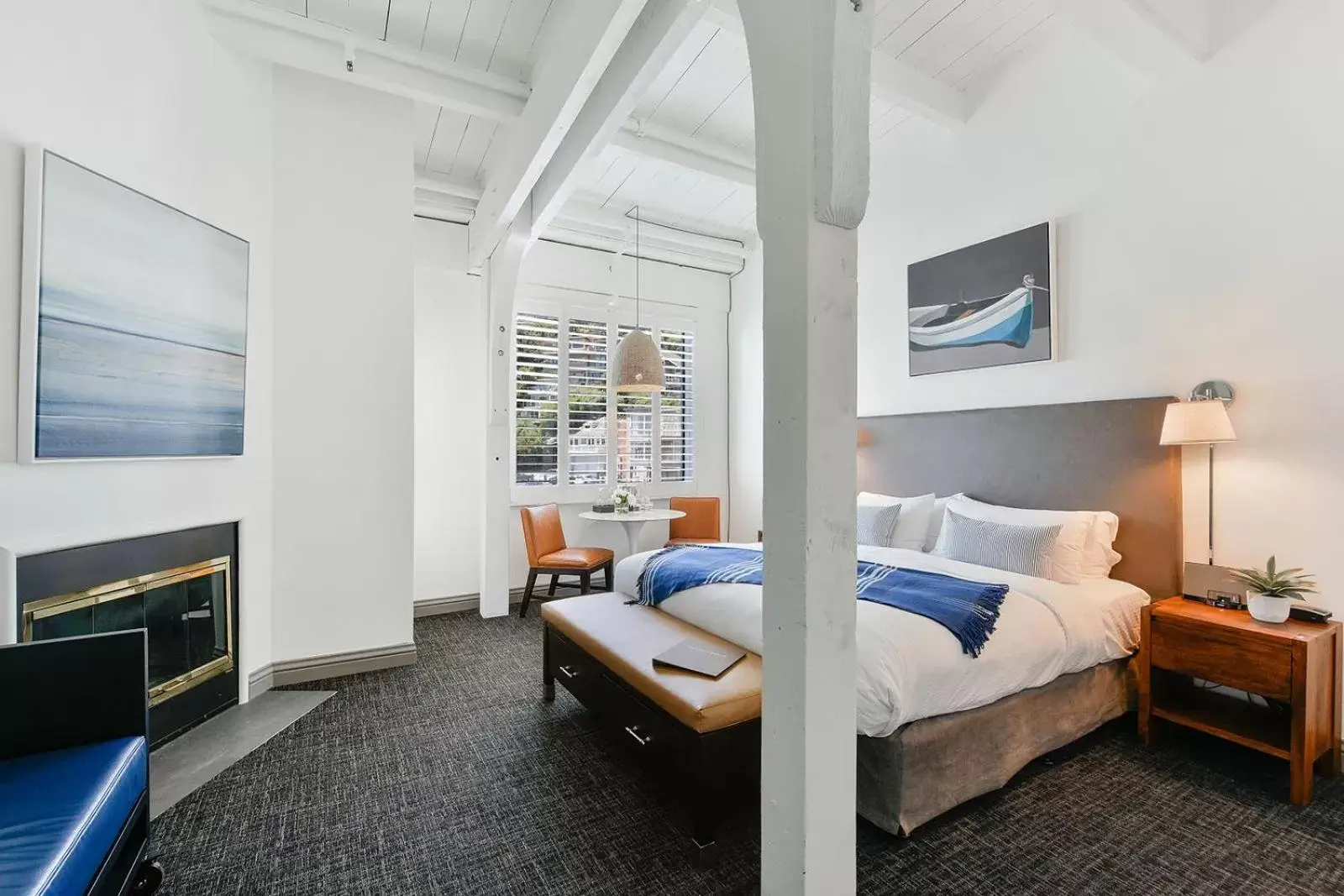 Deluxe King Room in Waters Edge Deluxe King Room in Waters Edge