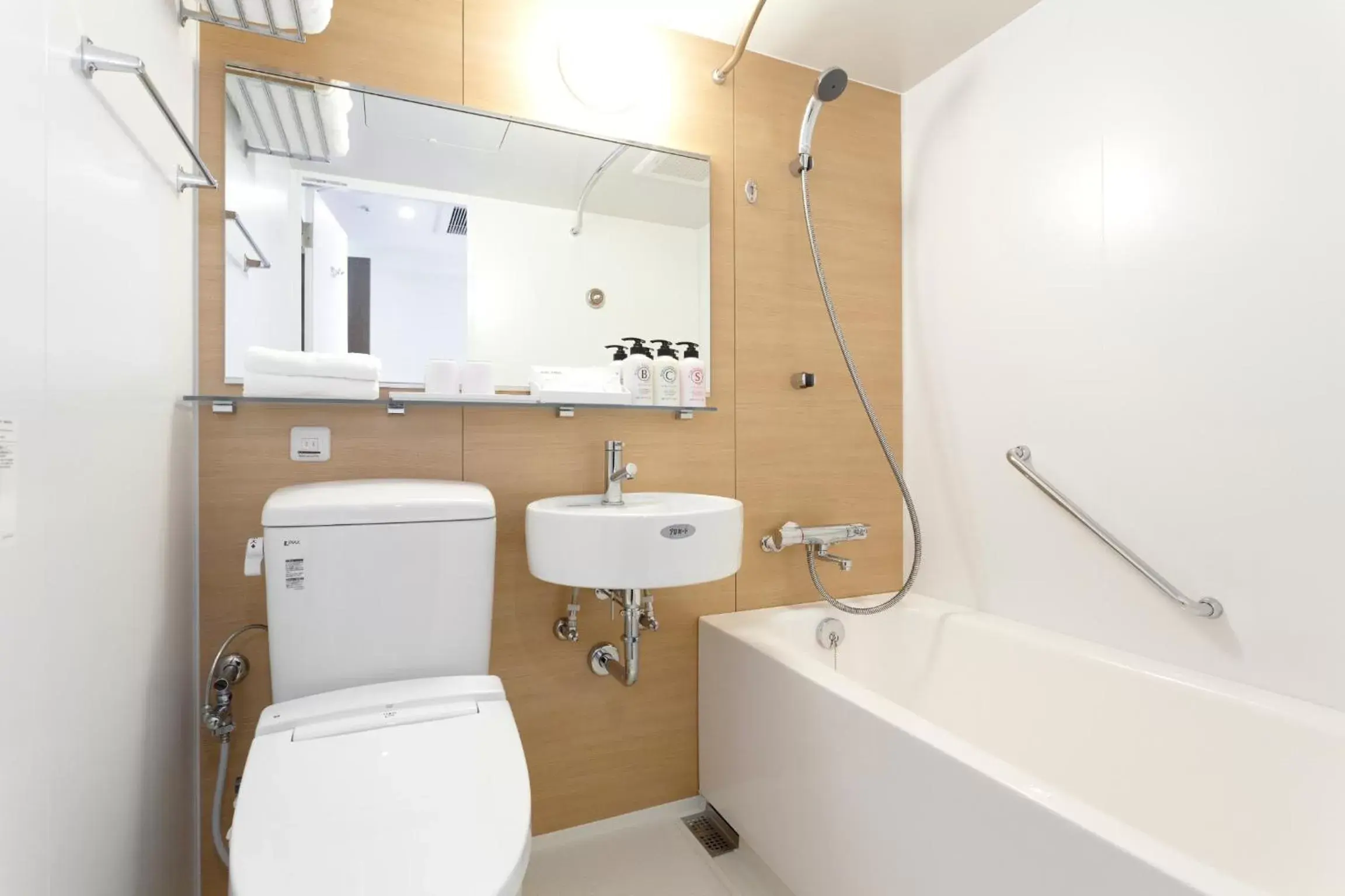 Twin Room with City View - Non-Smoking in Osaka View Hotel Honmachi Twin Room with City View - Non-Smoking in Osaka View Hotel Honmachi