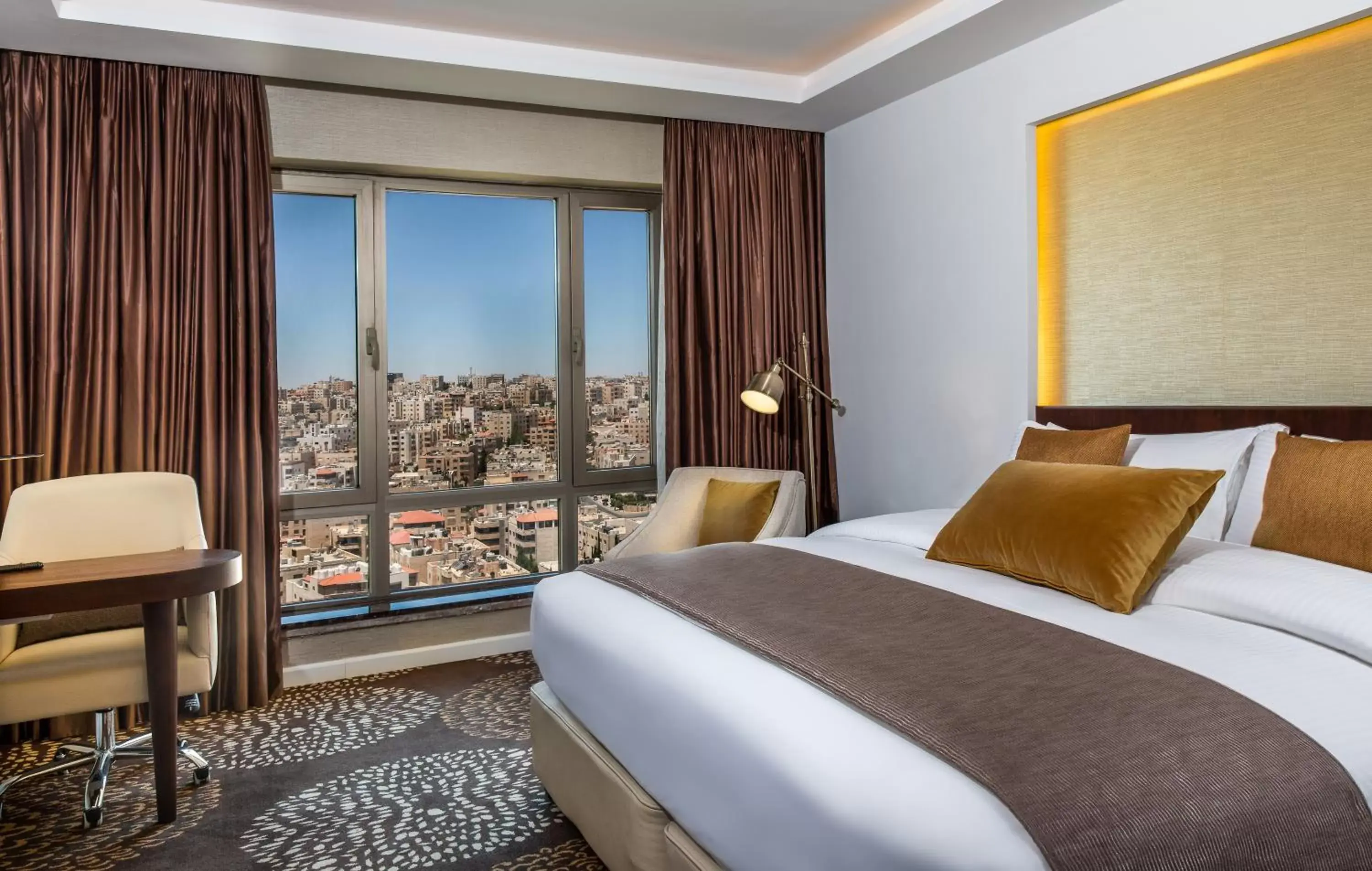 Executive Suite with City View in Mövenpick Hotel Amman Executive Suite with City View in Mövenpick Hotel Amman