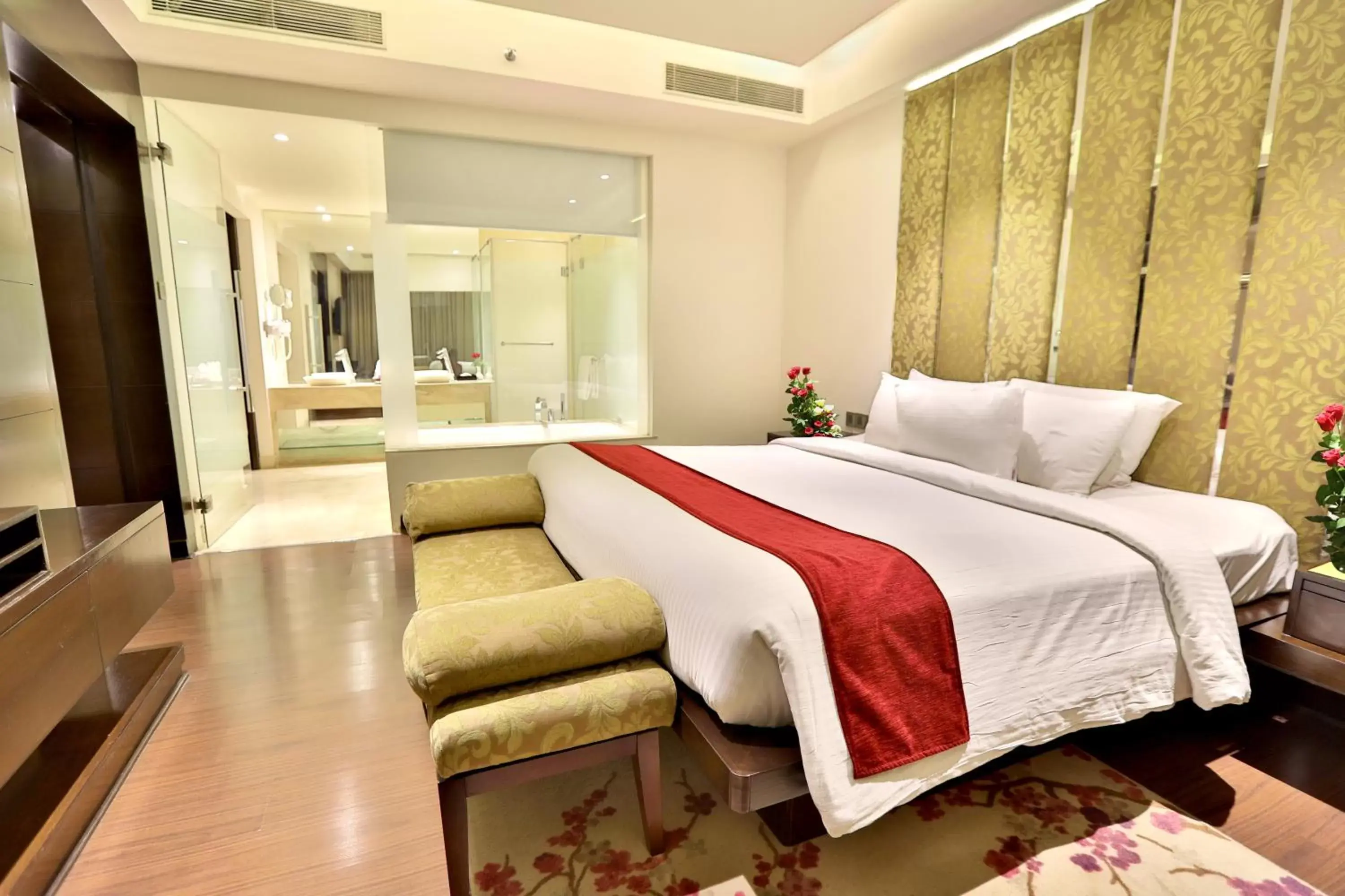 Suite King Room with Bath Tub - single occupancy in Hotel Royal Orchid Jaipur, Tonk Road Suite King Room with Bath Tub - single occupancy in Hotel Royal Orchid Jaipur, Tonk Road