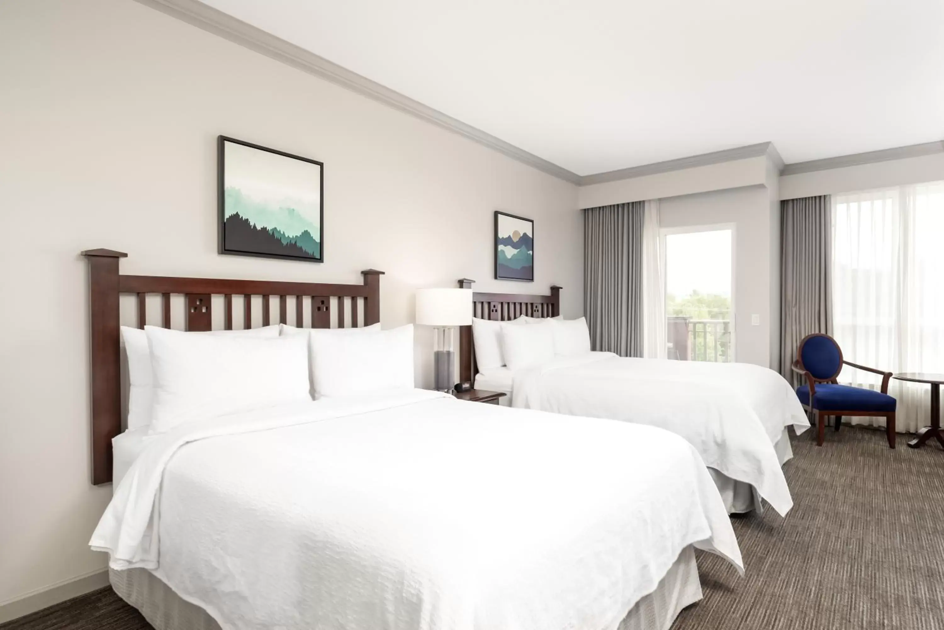 Deluxe Room, 2 Queens in Manteo at Eldorado Resort Deluxe Room, 2 Queens in Manteo at Eldorado Resort