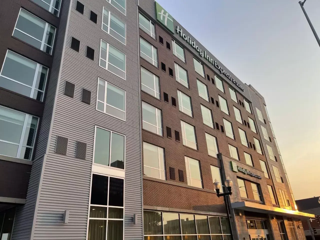 Holiday Inn Express & Suites - Lincoln Downtown by IHG Holiday Inn Express & Suites - Lincoln Downtown by IHG