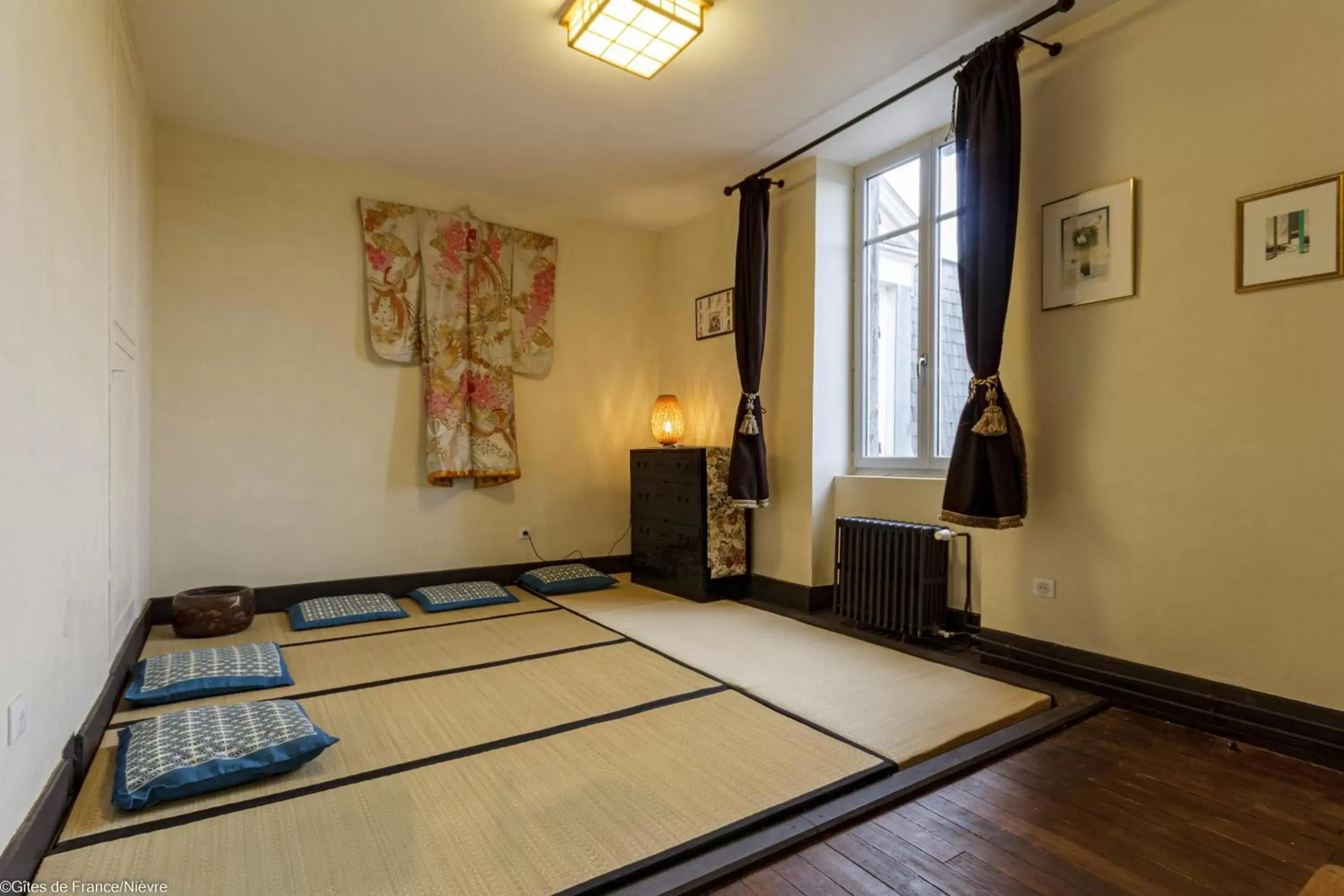 Double Room with Shower in Bonjour Guesthouse Double Room with Shower in Bonjour Guesthouse