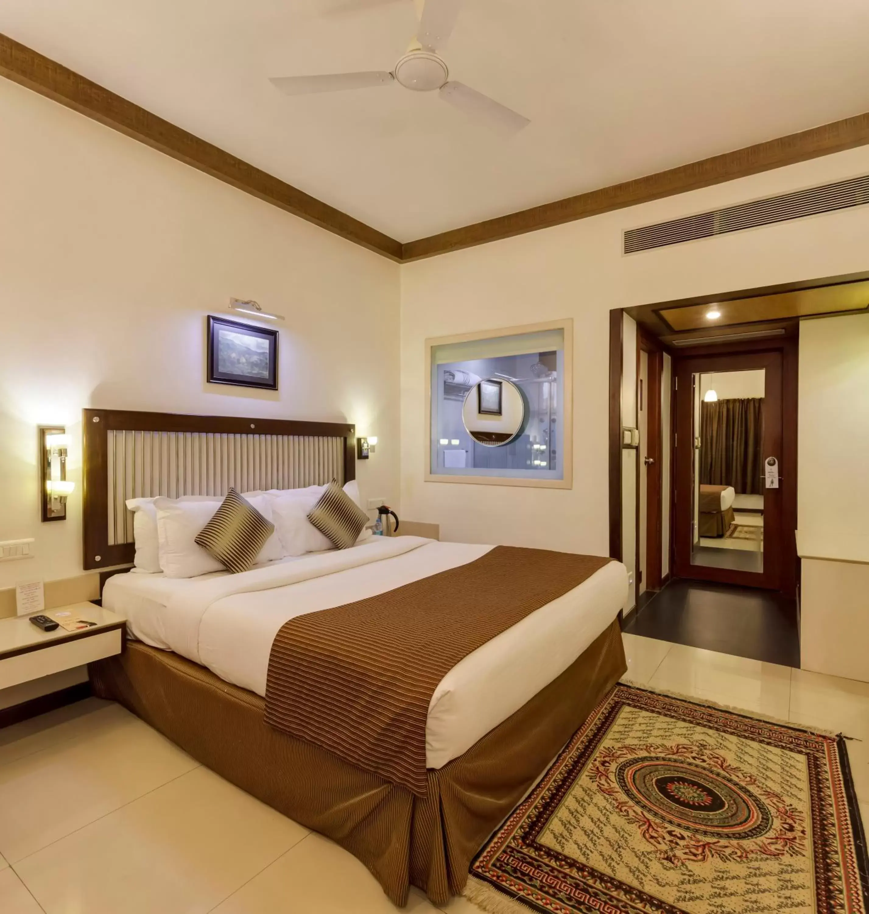 Suite Room - single occupancy in Hotel Vrishali Executive Suite Room - single occupancy in Hotel Vrishali Executive