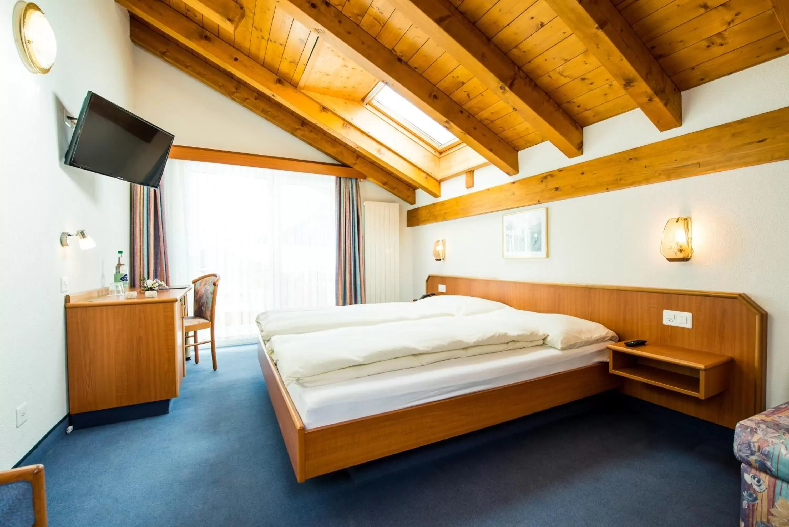 Superior Double Room in Hotel Alpenperle Superior Double Room in Hotel Alpenperle