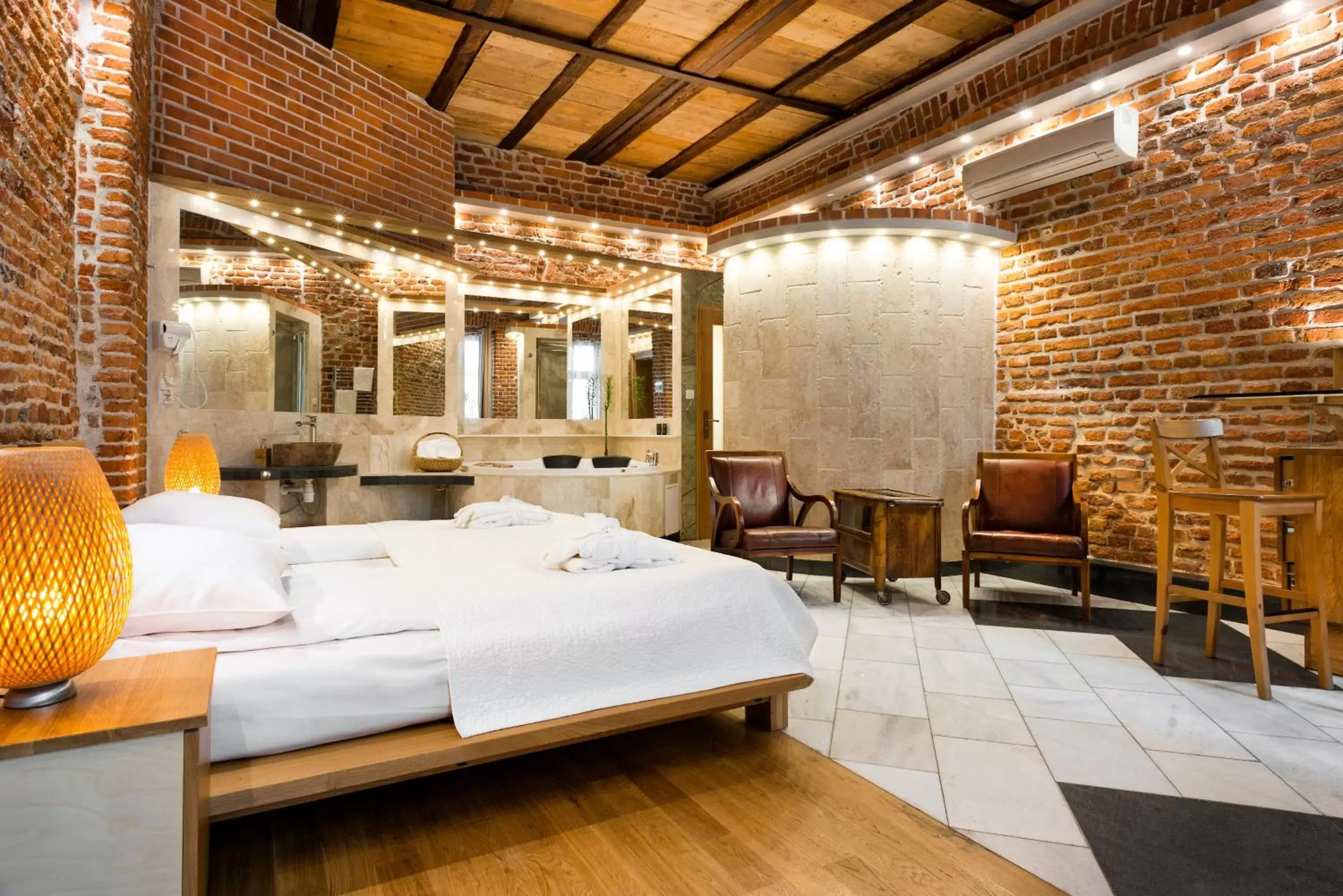 Executive Suite in Aparthotel Stare Miasto Executive Suite in Aparthotel Stare Miasto