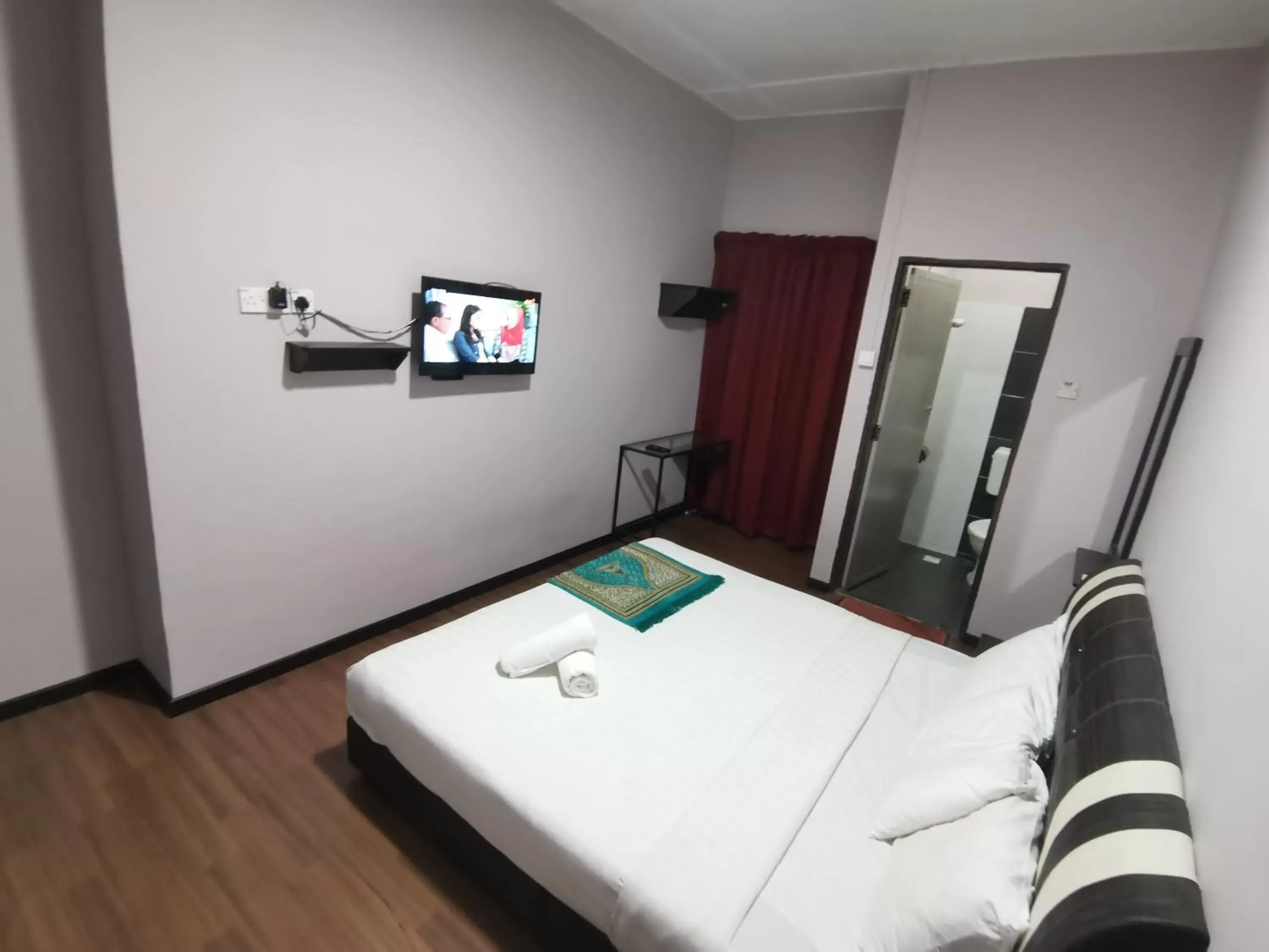 Standard King Room in Hotel Rasa Sayang 2 Standard King Room in Hotel Rasa Sayang 2