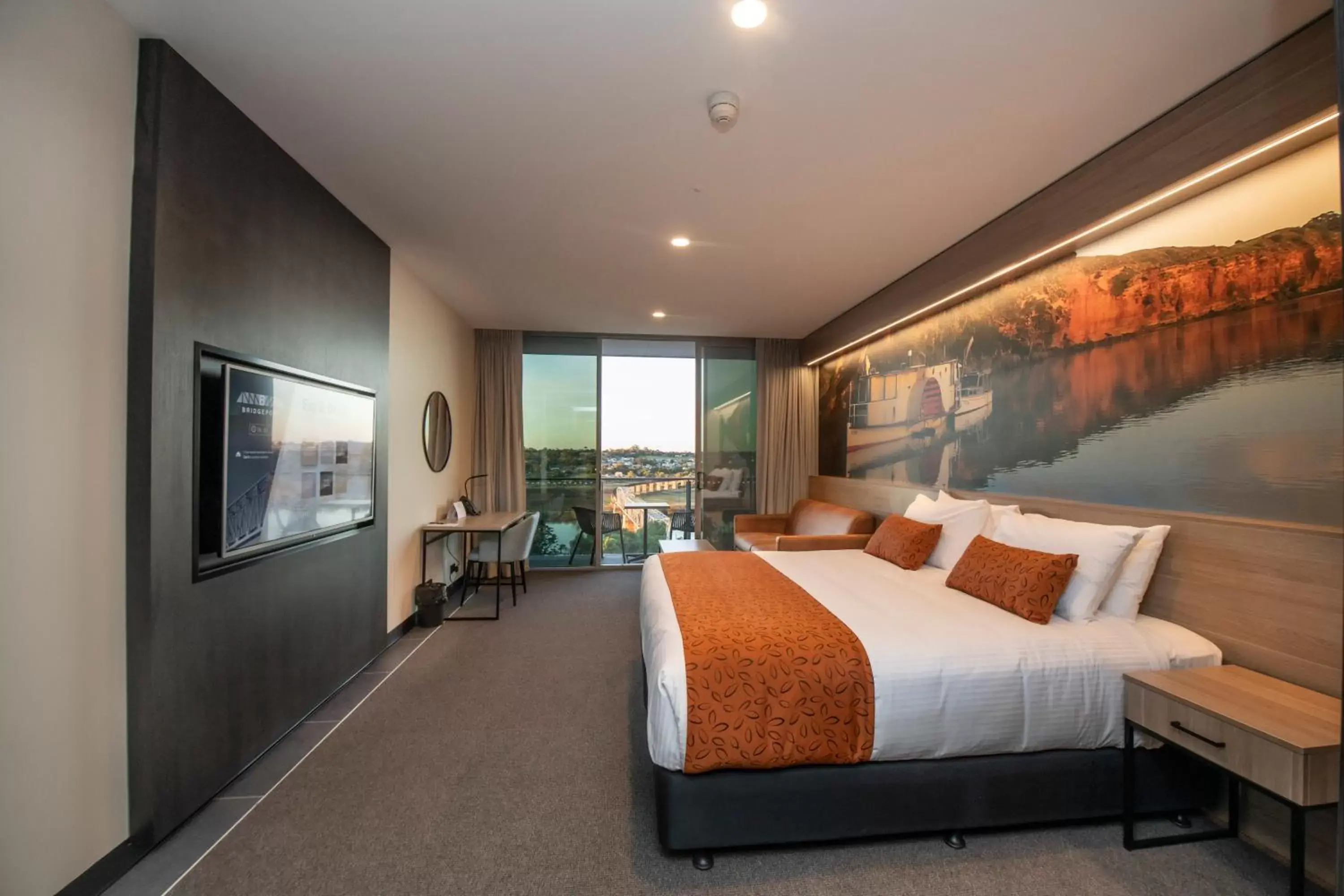 Riverside Balcony Suite in Bridgeport Hotel Riverside Balcony Suite in Bridgeport Hotel