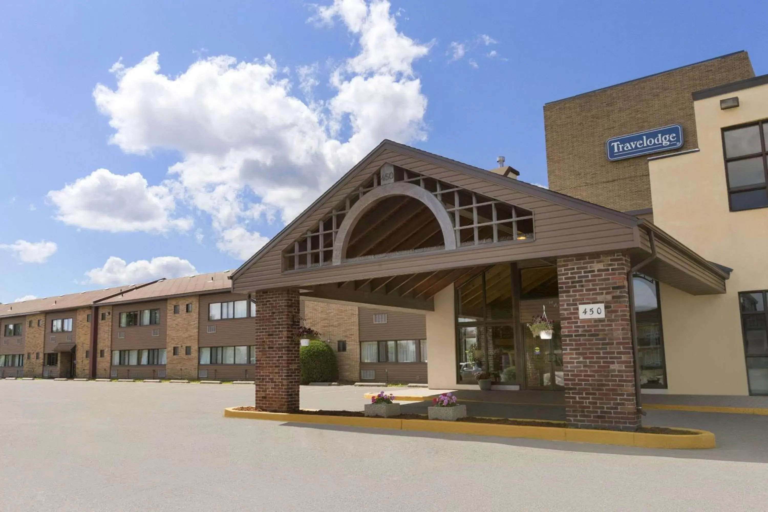 Travelodge by Wyndham Thunder Bay ON Travelodge by Wyndham Thunder Bay ON