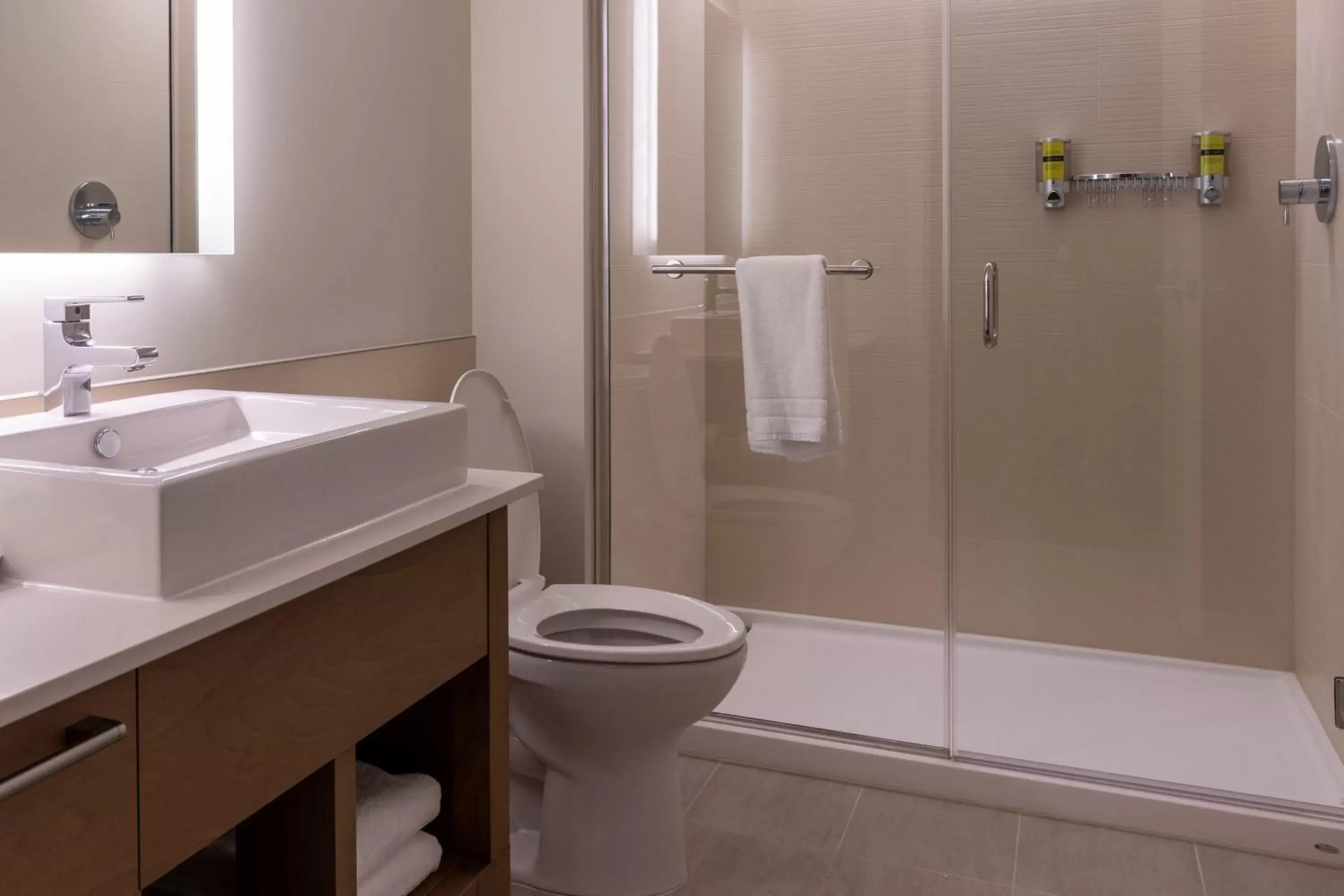 1 Bedroom Executive Suite, 1 King in Element St. Louis Midtown 1 Bedroom Executive Suite, 1 King in Element St. Louis Midtown