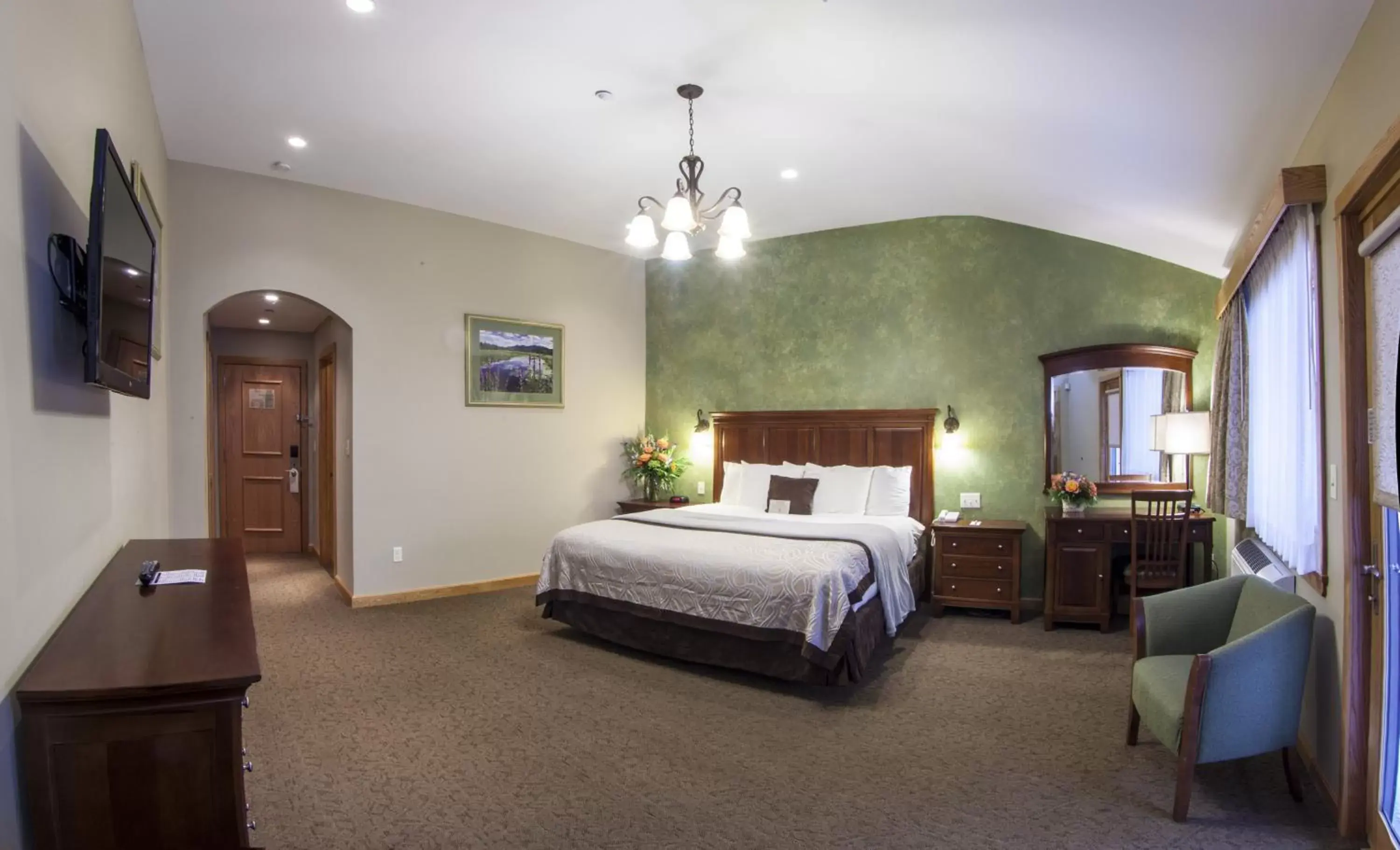 Village Side Room with Two Queen Beds in Golden Arrow Lakeside Resort Village Side Room with Two Queen Beds in Golden Arrow Lakeside Resort