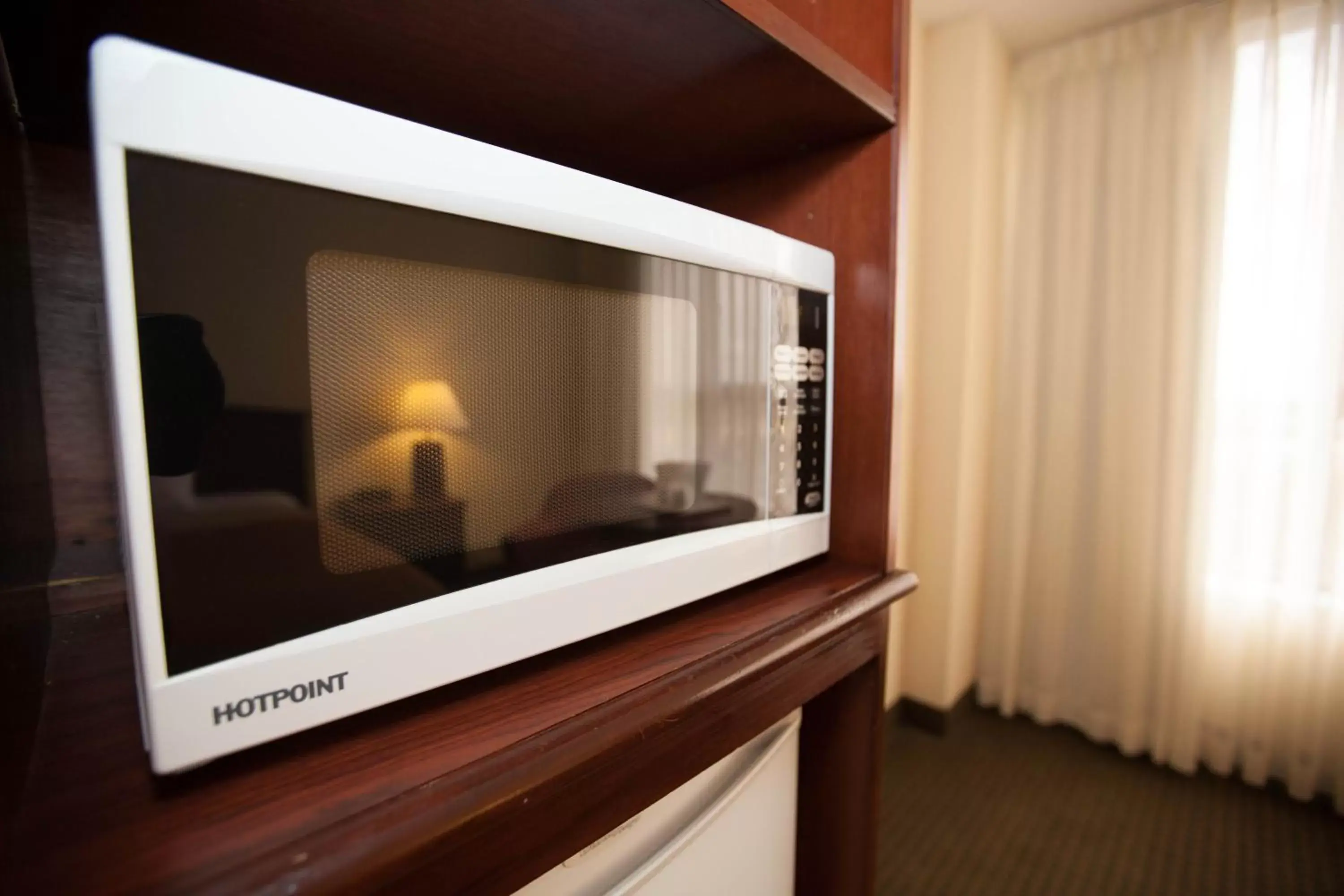 Deluxe King Room - Non-Smoking in Holiday Inn Miami West - Airport Area, an IHG Hotel Deluxe King Room - Non-Smoking in Holiday Inn Miami West - Airport Area, an IHG Hotel