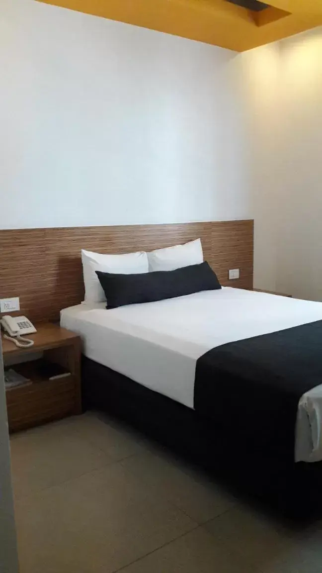 Standard Double Room in Nu Hotel Standard Double Room in Nu Hotel