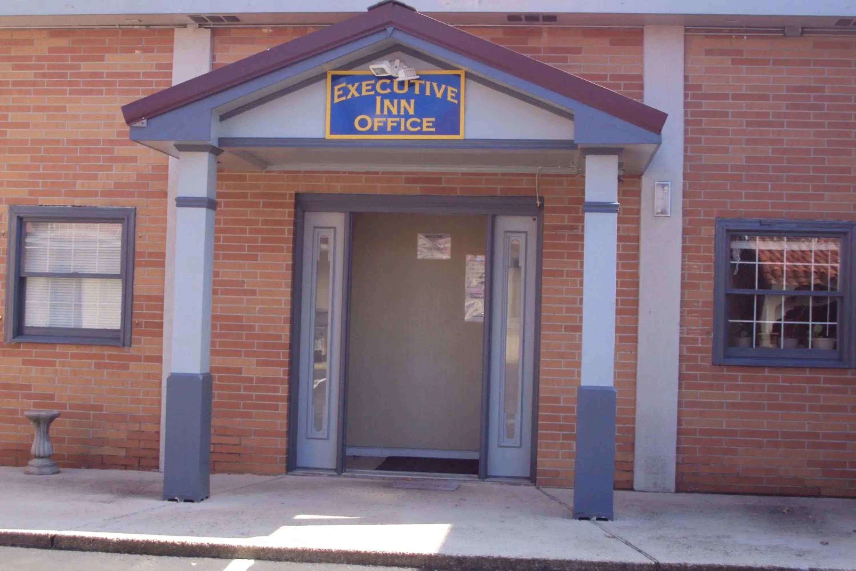 Executive Inn Executive Inn