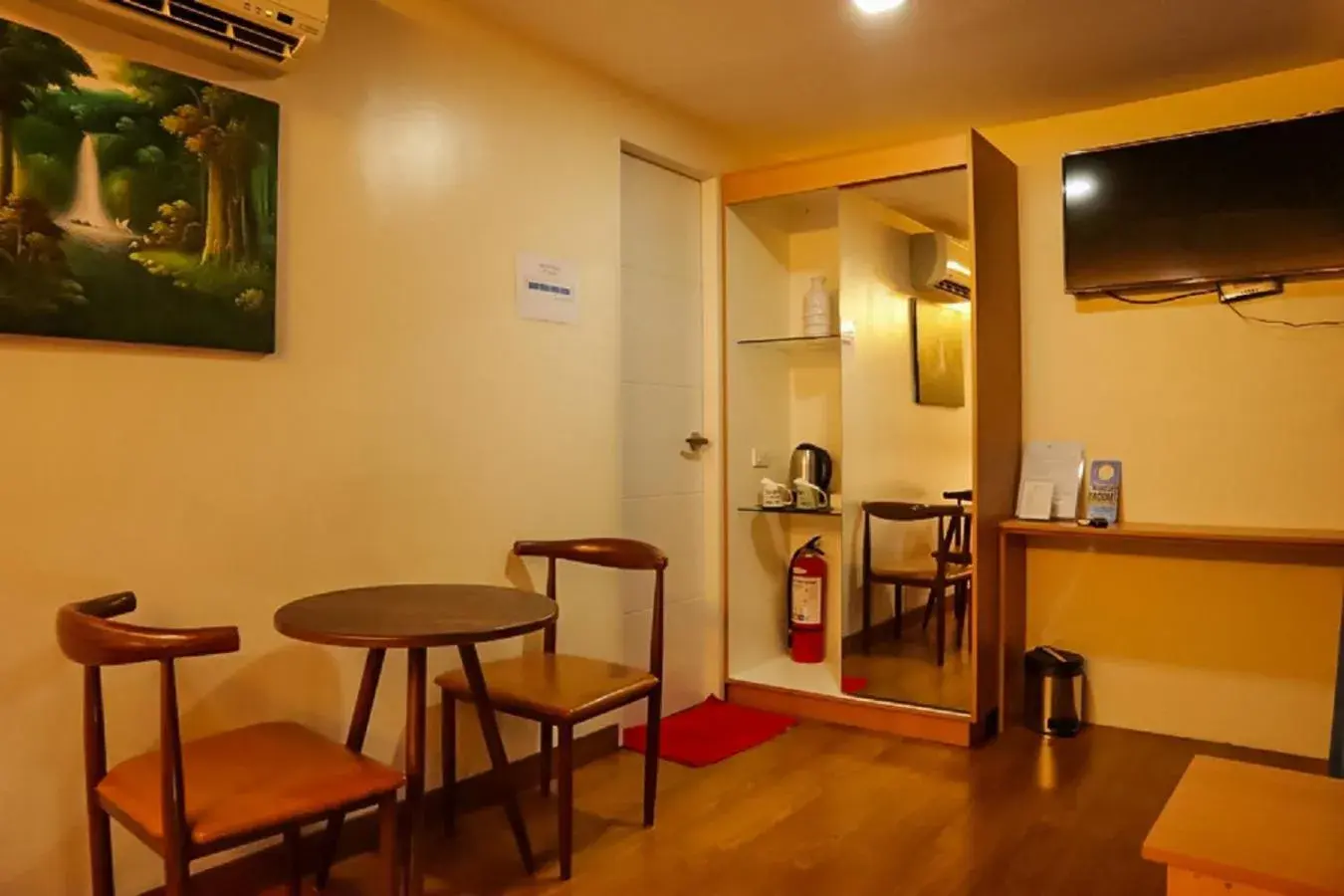 Deluxe Double Room (2 Adults + 1 Child) in Carcar Eco Farm Resorts Deluxe Double Room (2 Adults + 1 Child) in Carcar Eco Farm Resorts