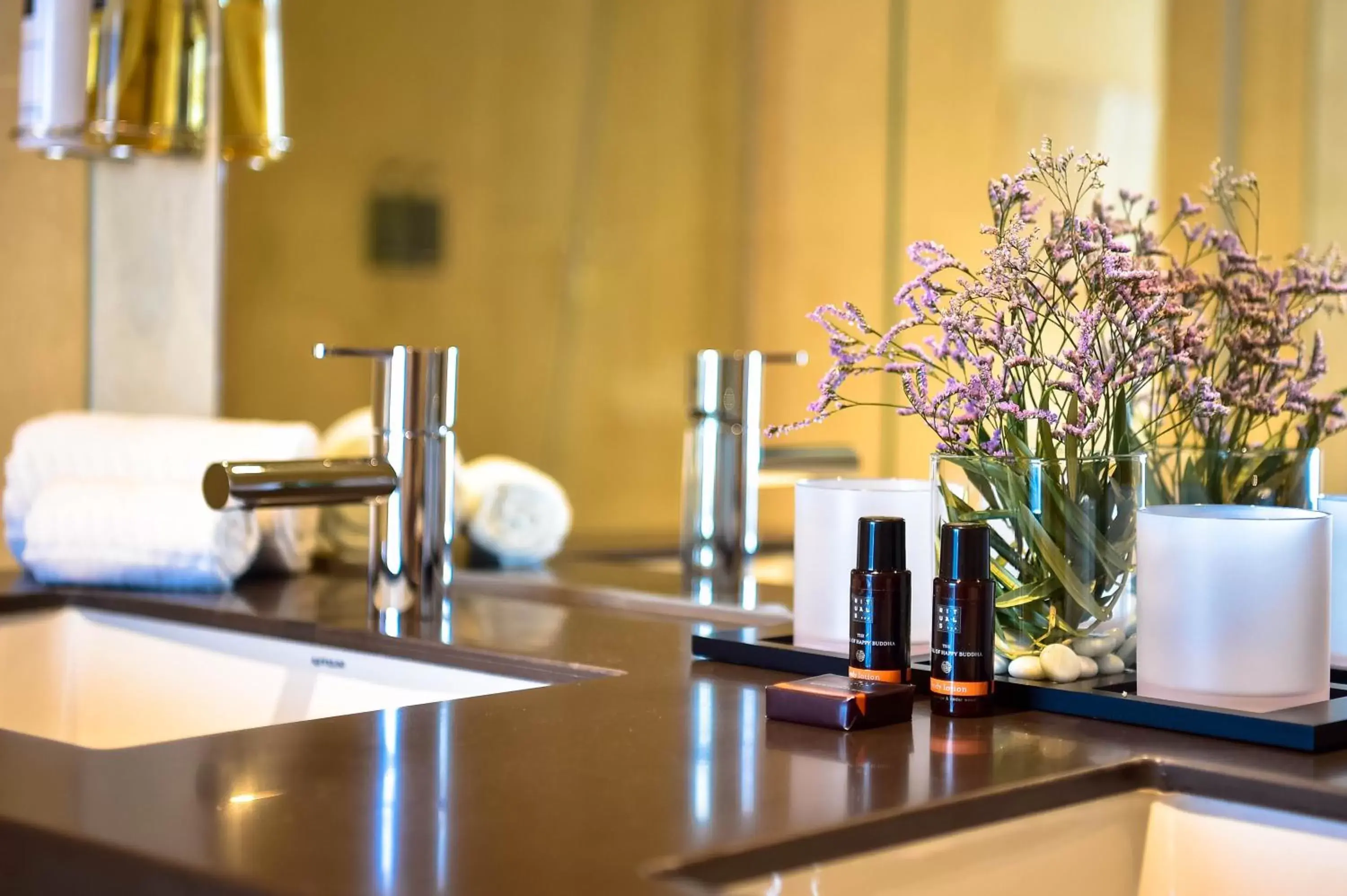 Standard Twin Room with Sea View in The Prime Energize Standard Twin Room with Sea View in The Prime Energize