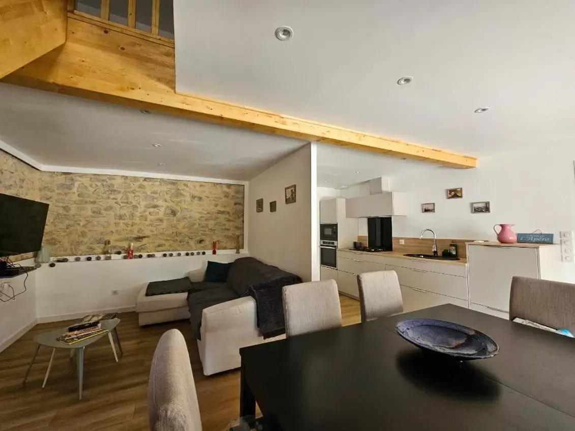 Restaurant/Places to Eat in Rue des Tilleuls Restaurant/Places to Eat in Rue des Tilleuls