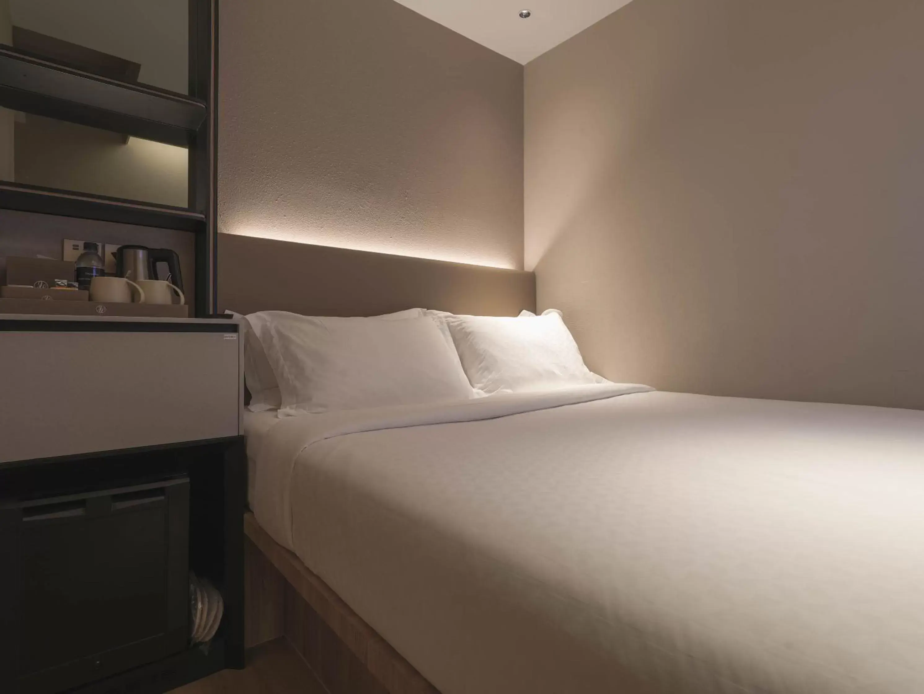 Standard Queen Room (Without Window) in Hotel 1900 Chinatown Standard Queen Room (Without Window) in Hotel 1900 Chinatown