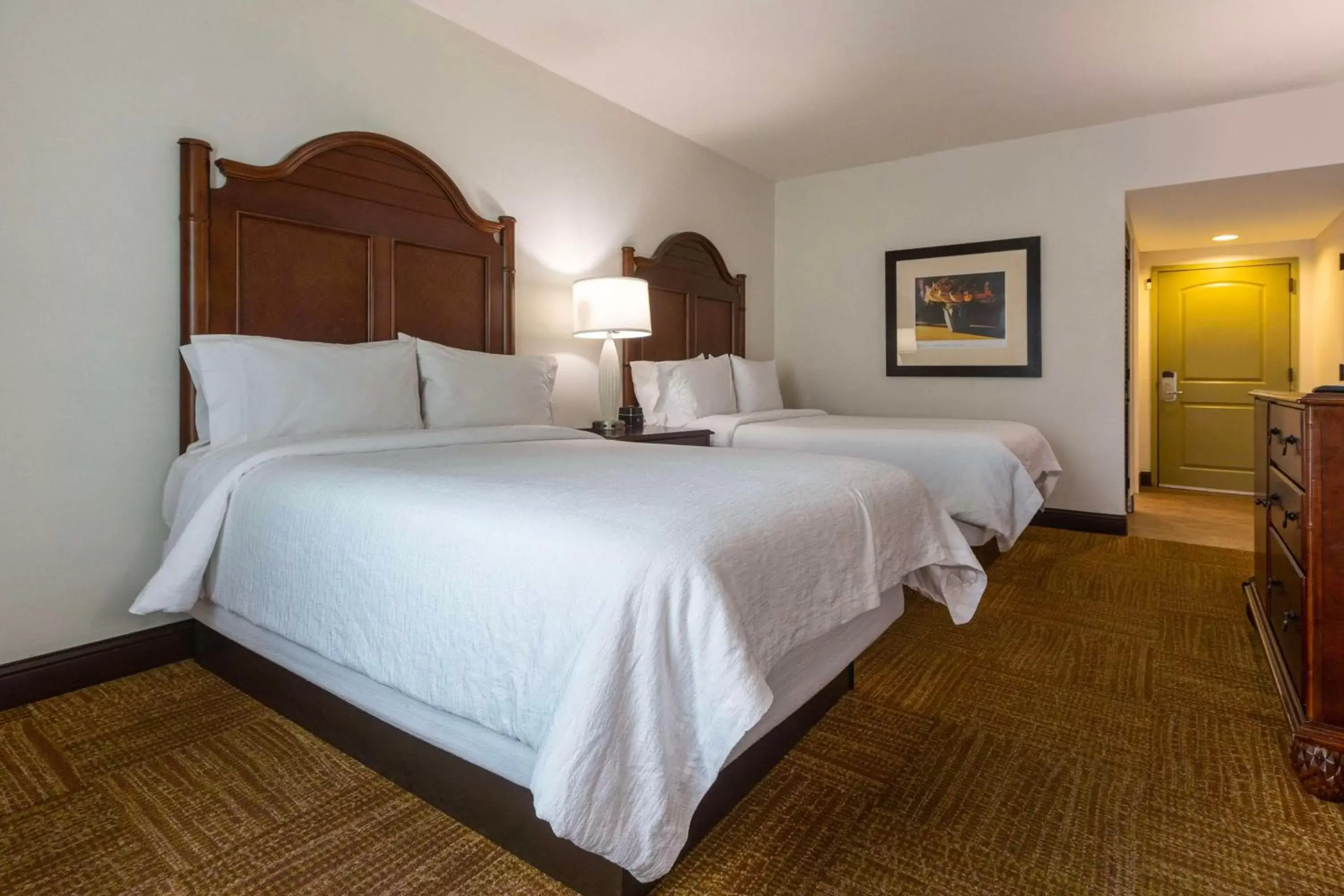 Double Room with Two Double Beds and Bath Tub - Mobility/Hearing Accessible - Non-Smoking in Hampton Inn & Suites San Juan Double Room with Two Double Beds and Bath Tub - Mobility/Hearing Accessible - Non-Smoking in Hampton Inn & Suites San Juan