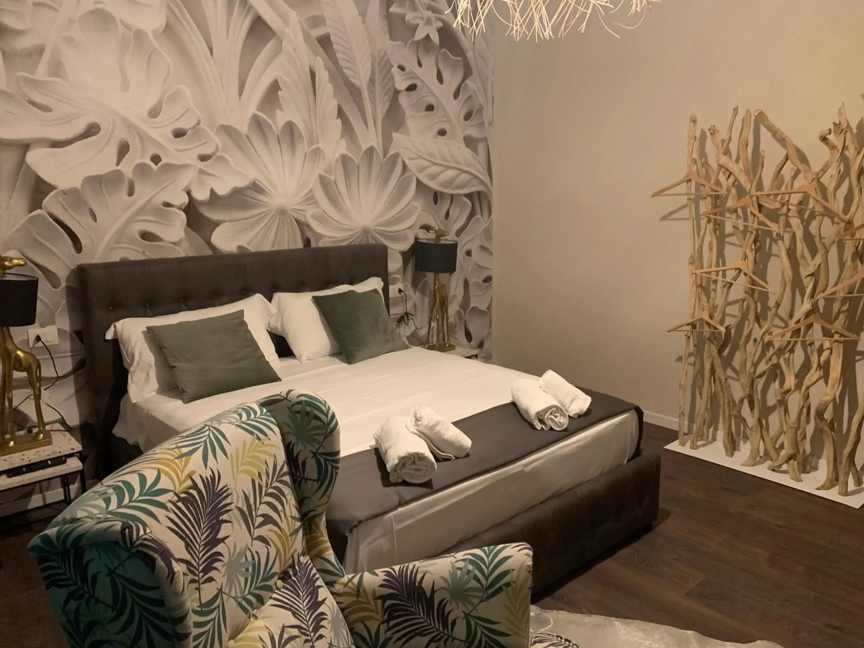 Double Room with Private External Bathroom in SUITE LAME 37 Rental Rooms Double Room with Private External Bathroom in SUITE LAME 37 Rental Rooms