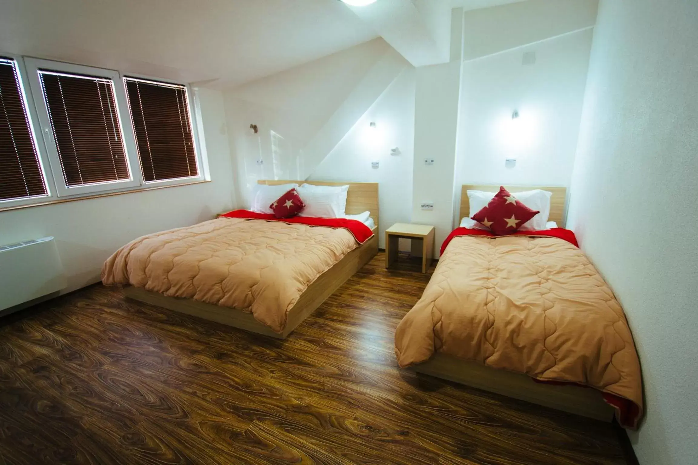 Triple Room in Hotel Kristal Palas Triple Room in Hotel Kristal Palas