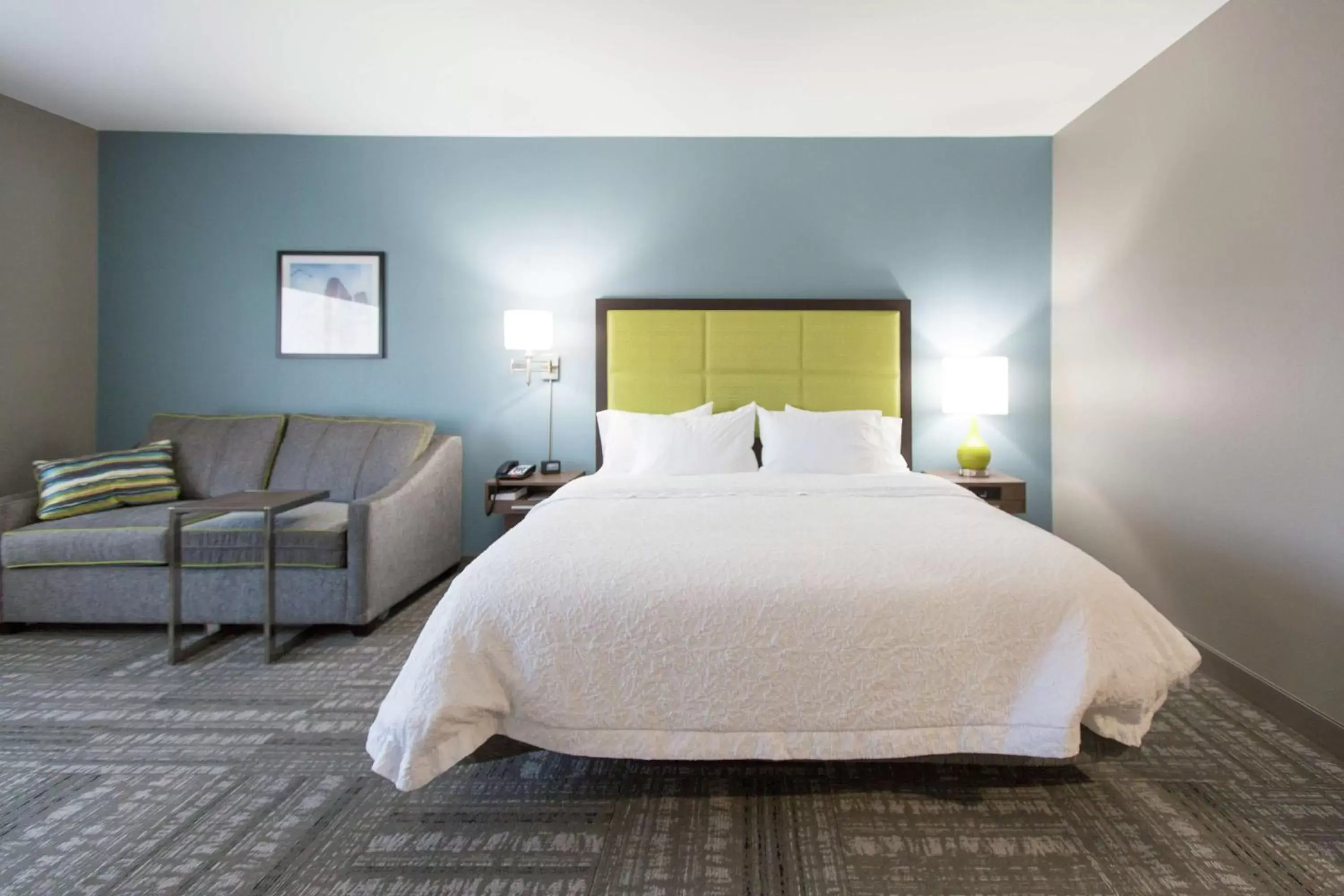 King Room - Hearing Accessible in Hampton Inn & Suites Stroud King Room - Hearing Accessible in Hampton Inn & Suites Stroud