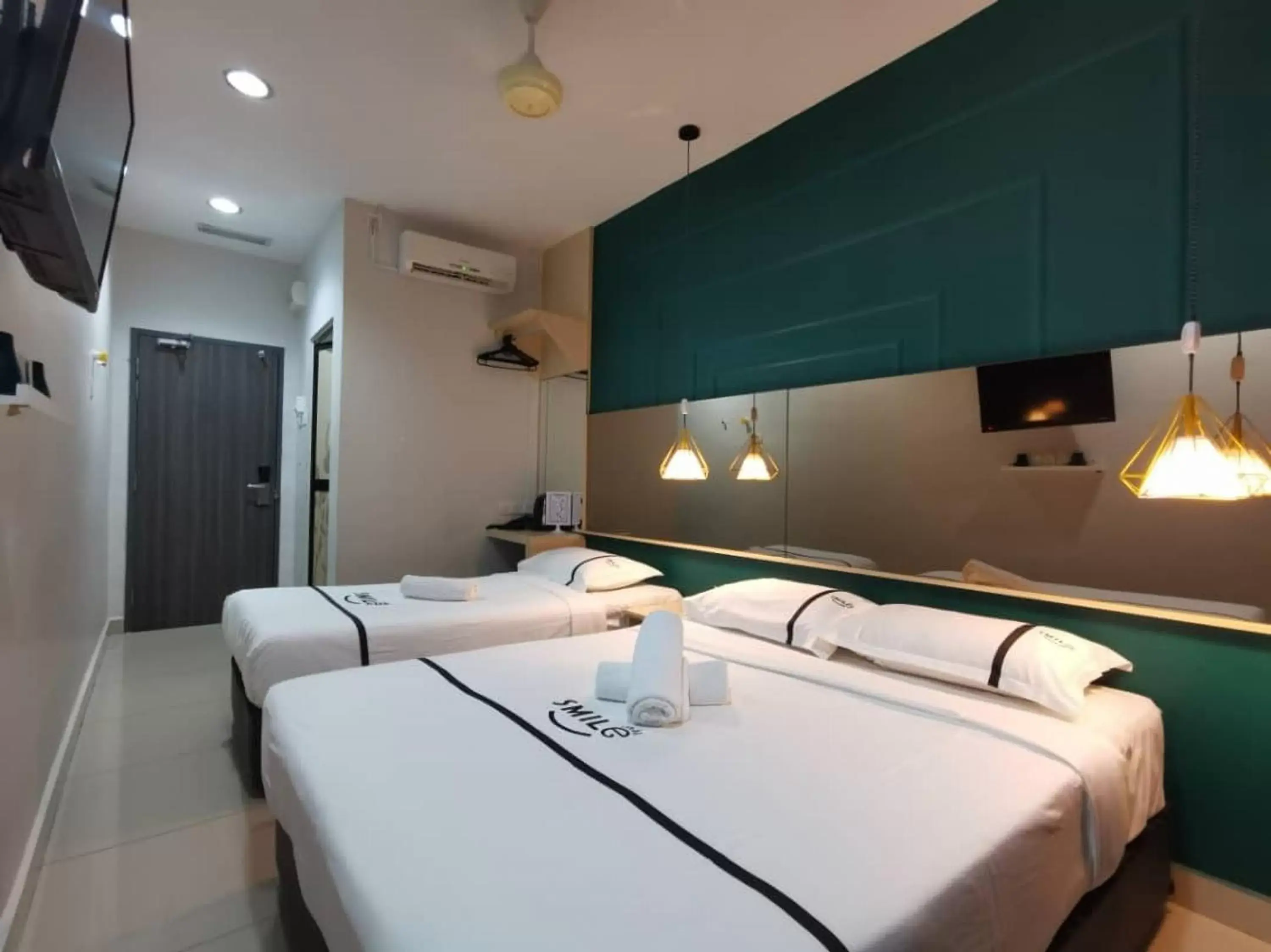 Triple Room in Seeds Hotel Wangsa Maju Triple Room in Seeds Hotel Wangsa Maju