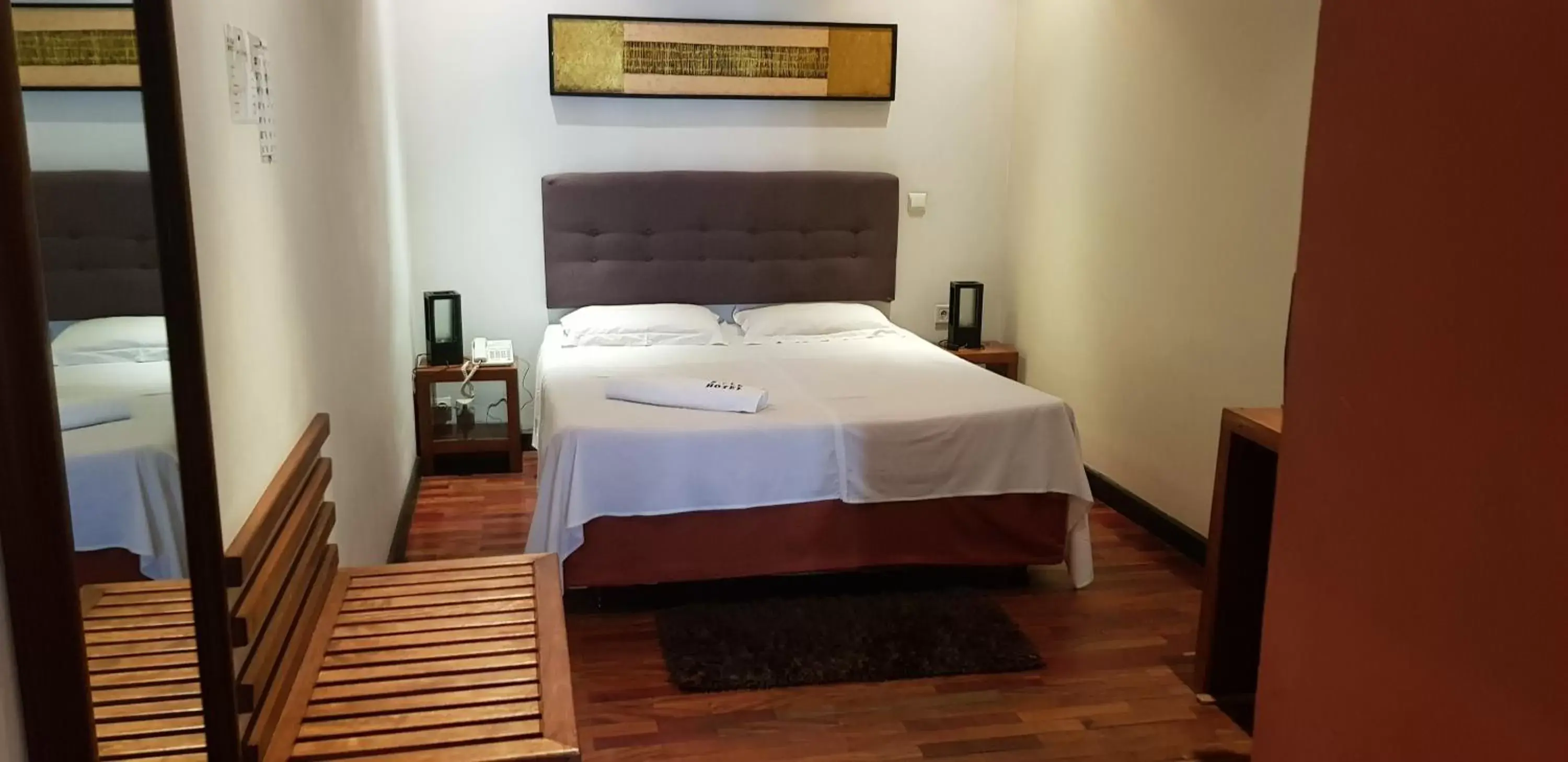 Budget Double Room - single occupancy in Sole Hotel Budget Double Room - single occupancy in Sole Hotel