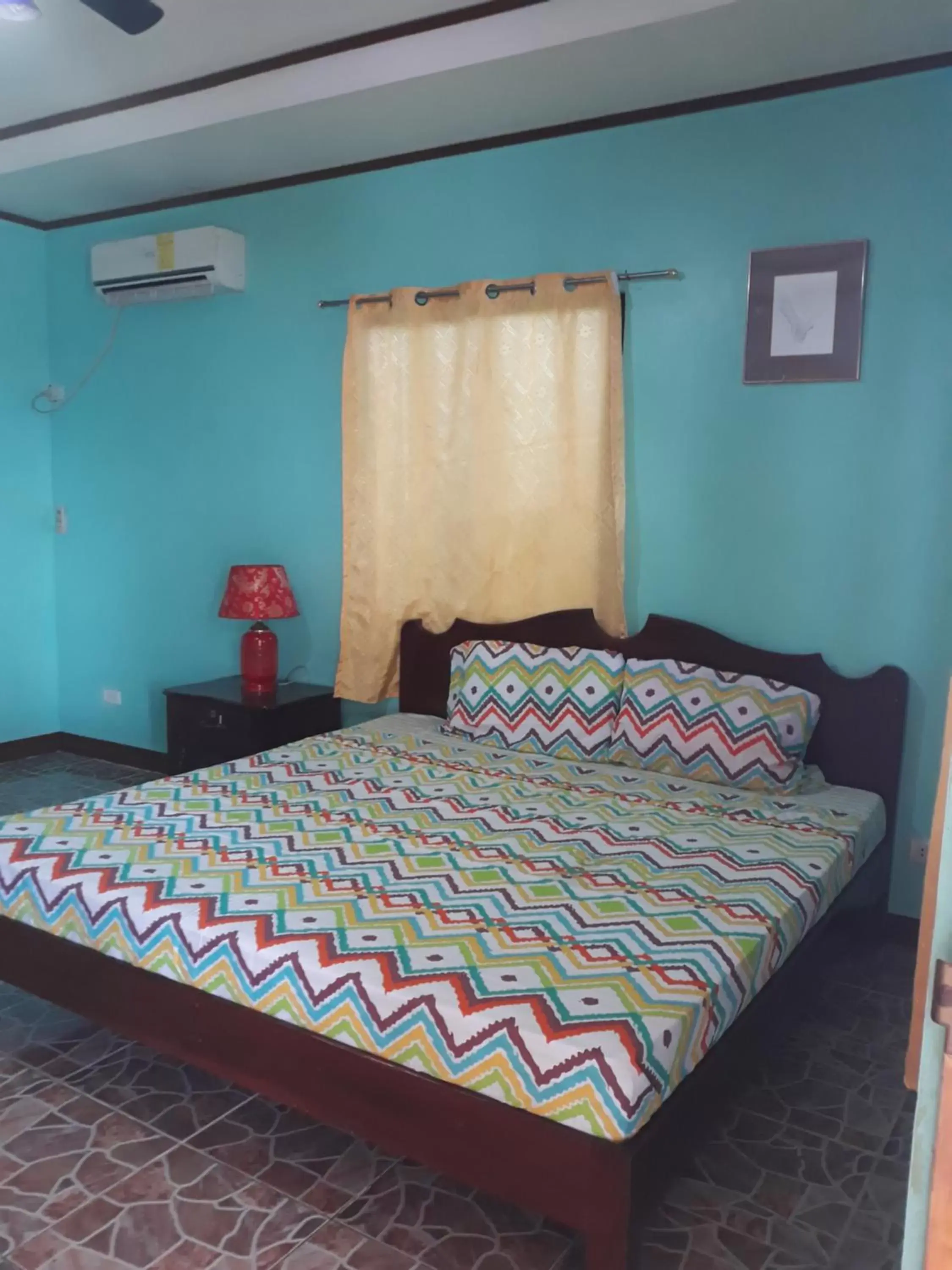 Superior Triple Room with Sea View in ABF Seaside Tourist Inn Superior Triple Room with Sea View in ABF Seaside Tourist Inn