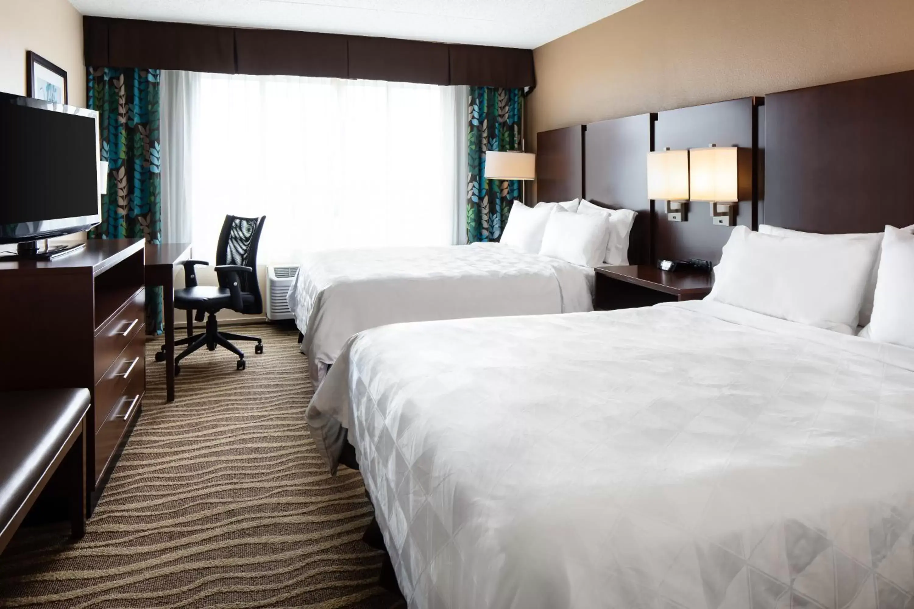 Studio Suite with Two Queen Beds - Non-Smoking in Holiday Inn Hotel & Suites Overland Park-West by IHG Studio Suite with Two Queen Beds - Non-Smoking in Holiday Inn Hotel & Suites Overland Park-West by IHG