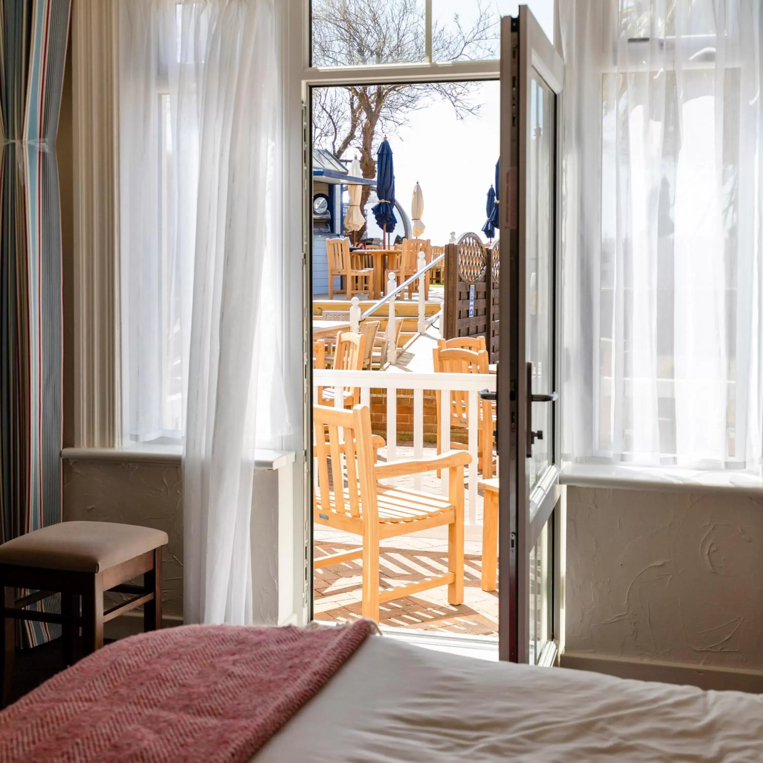 Classic Twin Room with Terrace in The Beachcroft Hotel, BW Signature Collection Classic Twin Room with Terrace in The Beachcroft Hotel, BW Signature Collection