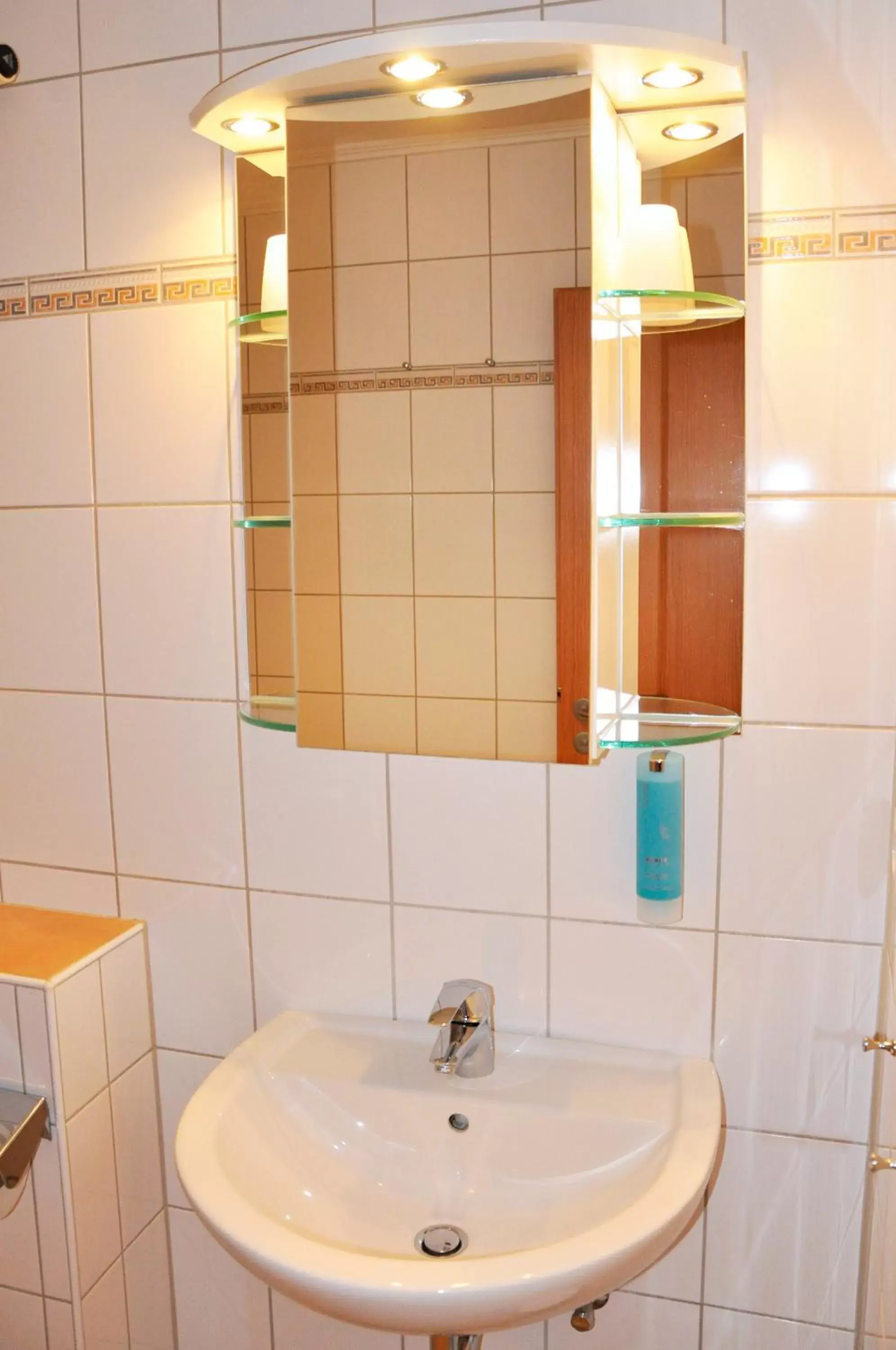 Large Double Room in Hotel Atlantik Large Double Room in Hotel Atlantik