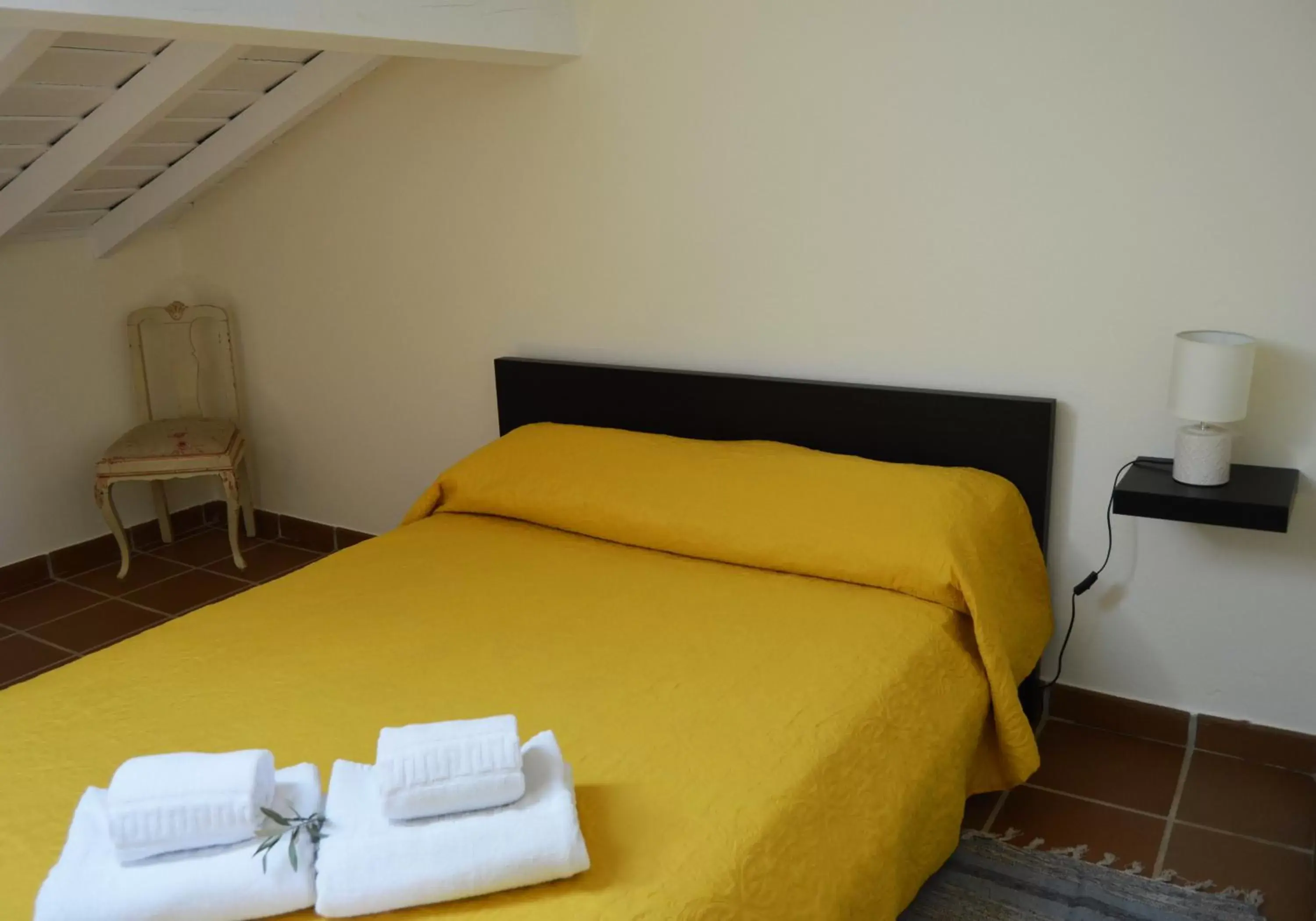 Economy Double Room in Cuba Real Economy Double Room in Cuba Real