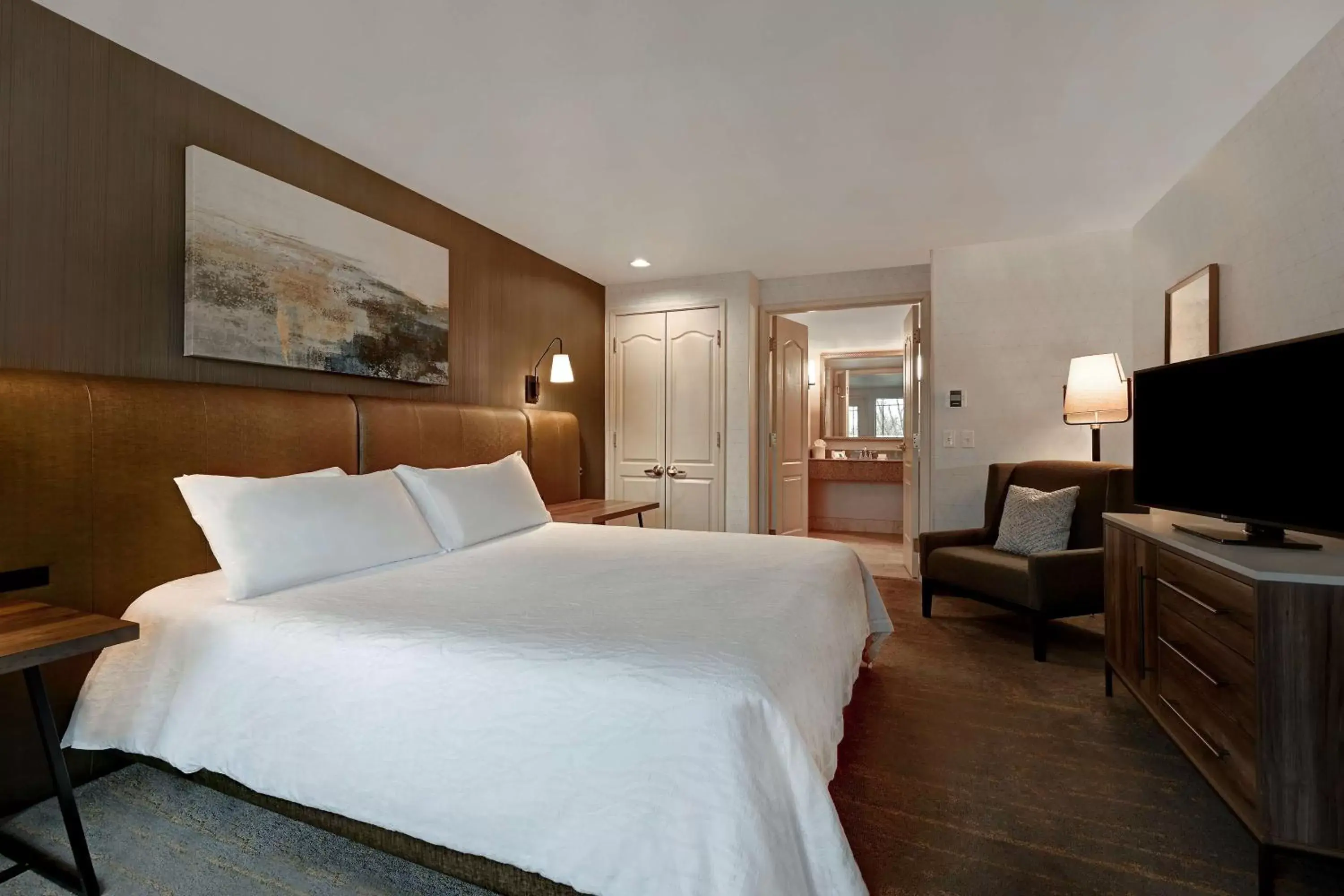 One-Bedroom King Suite with Sofa Bed in Hilton Garden Inn Boise / Eagle One-Bedroom King Suite with Sofa Bed in Hilton Garden Inn Boise / Eagle