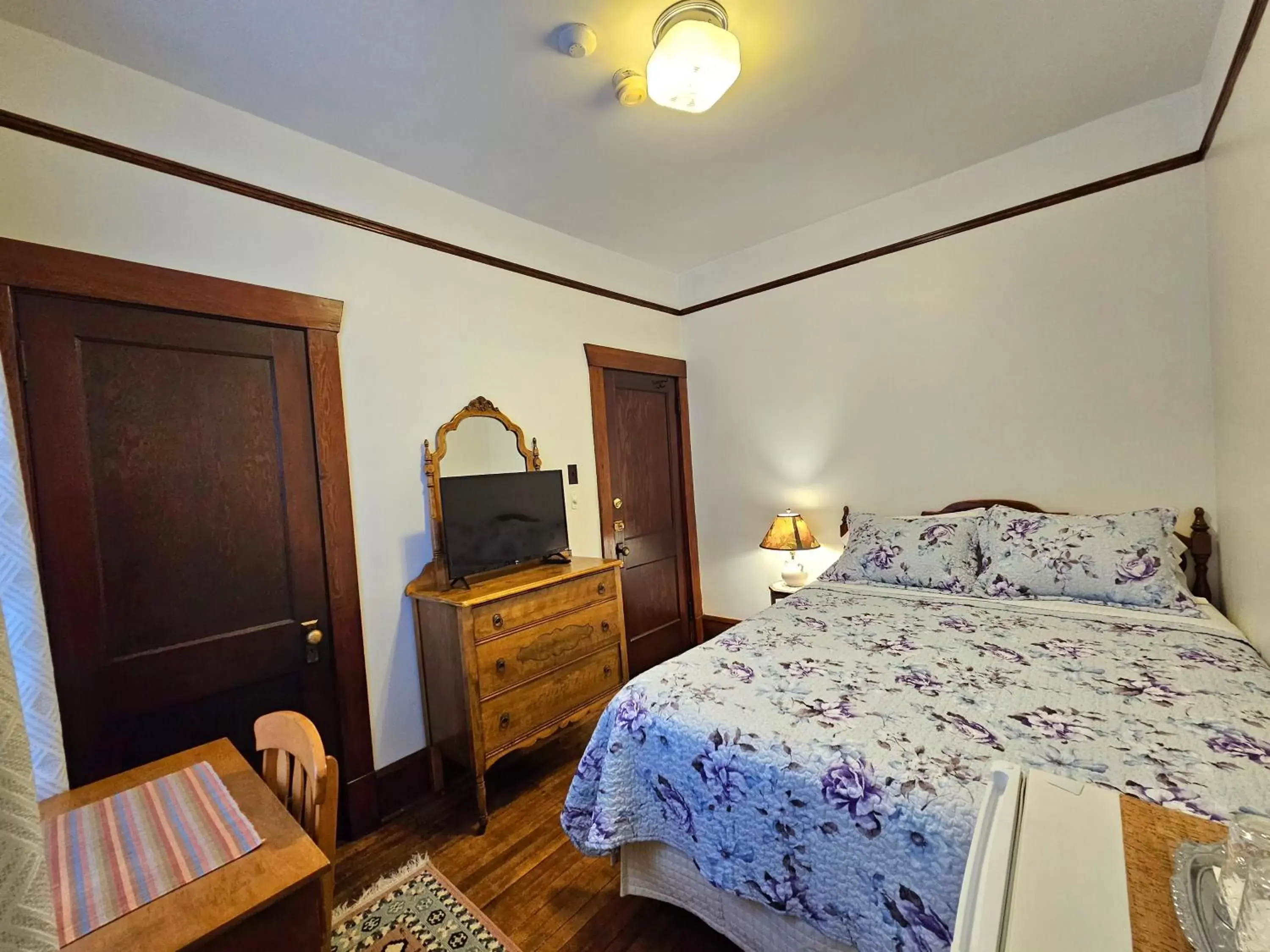 Deluxe Suite in Royal Hotel Deluxe Suite in Royal Hotel