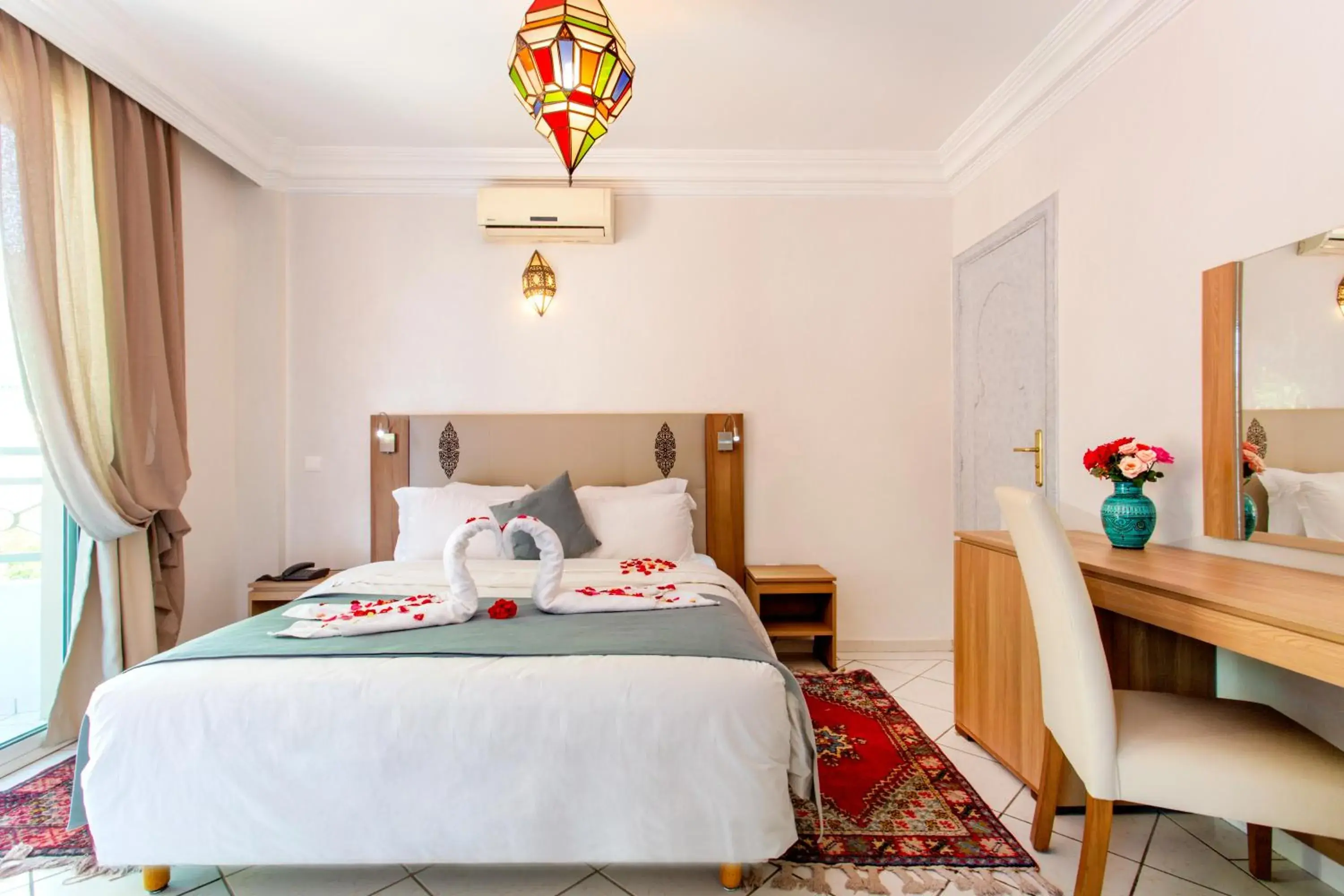 Junior Suite in Hotel Akabar Junior Suite in Hotel Akabar